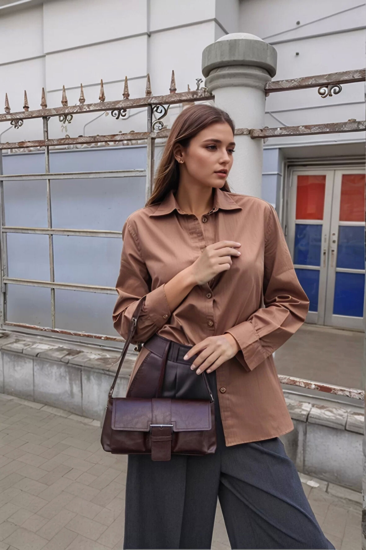 Kadın Suni Deri Omuz Çantası Kapak Detaylı Günlük Şıklık Premium Kalite Yüksek Kalite Trend Tasarım