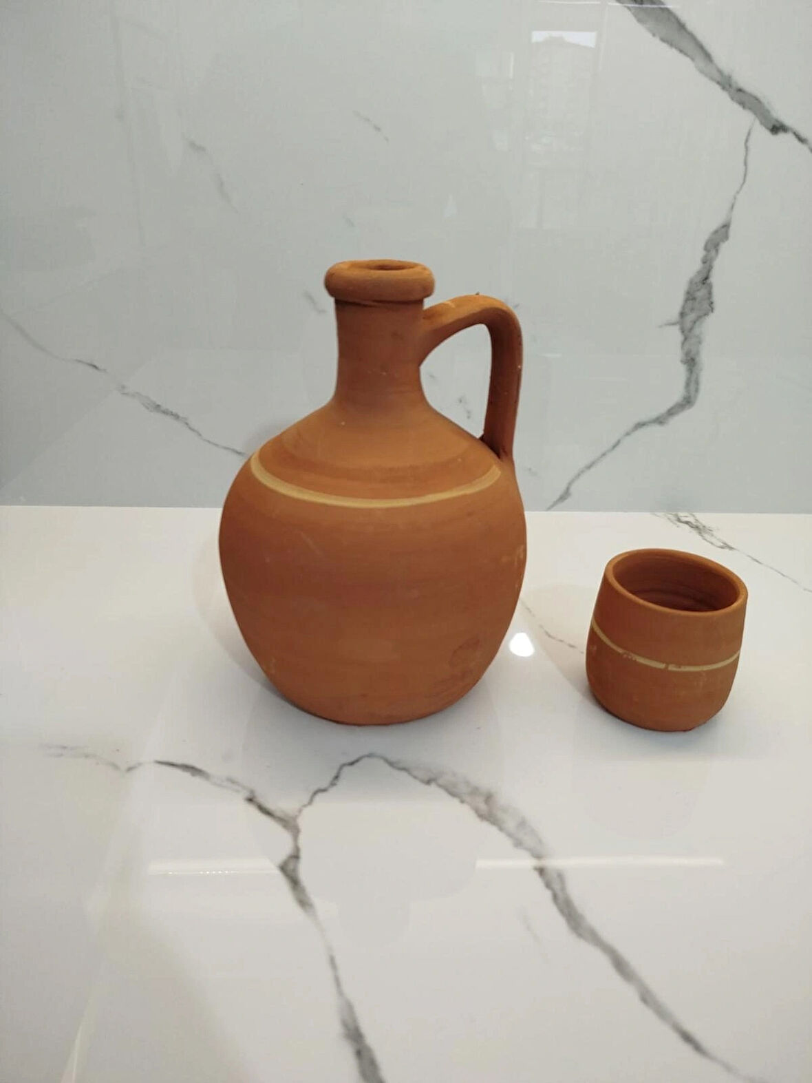 Dolap Boy El Yapımı Toprak Su Testisi (2 LİTRE) Buzdolabı boyutuna uygun (22 cm) Bardak hediyeli