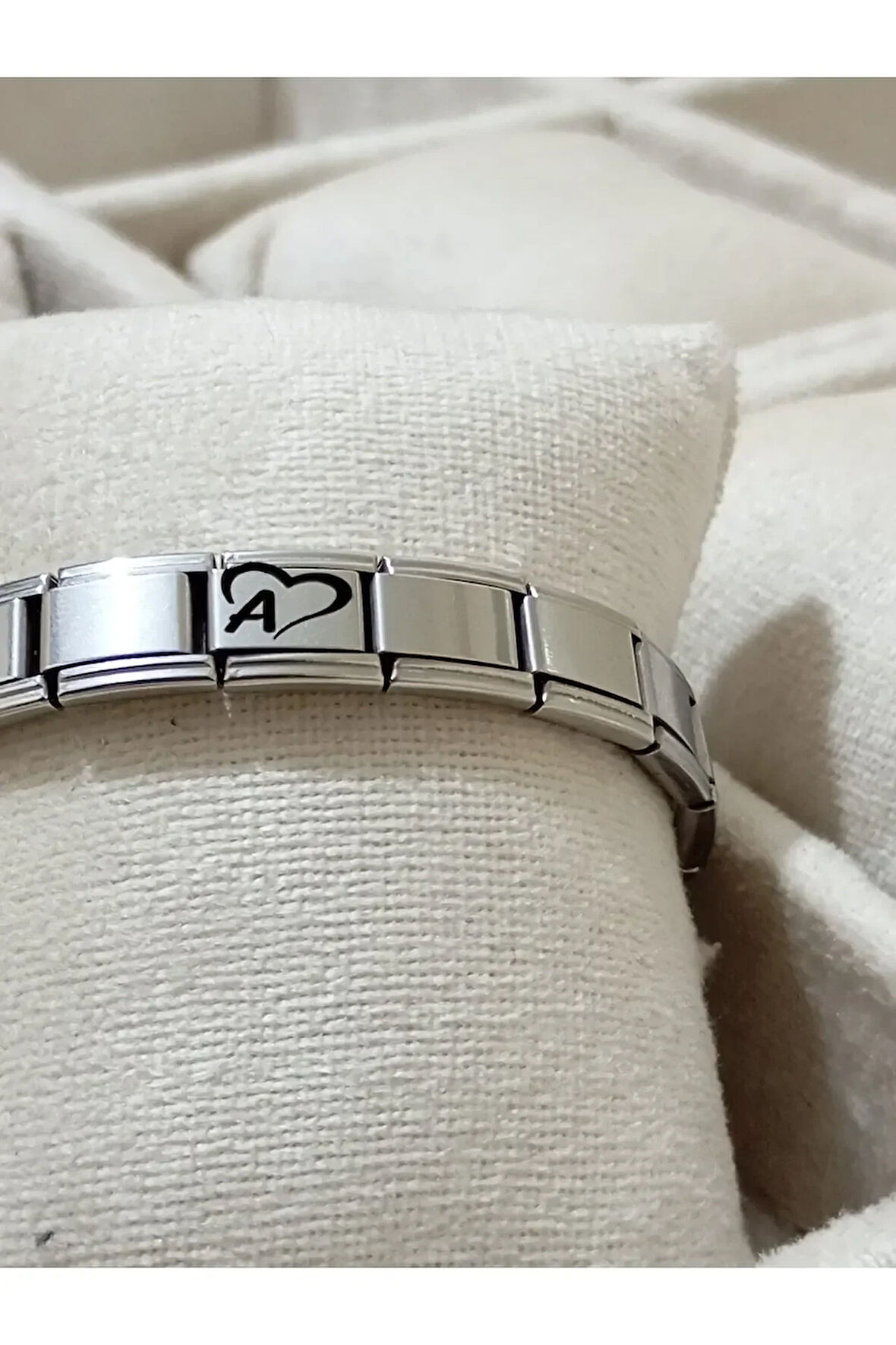 Kalpli A Harfi İtalyan Charm Çelik Bileklik