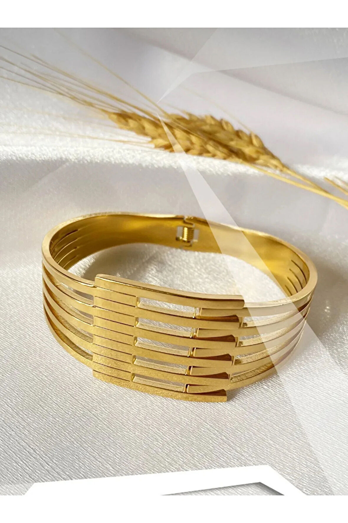 22 AYAR ALTIN KAPLAMA KABURGA KELEPÇE BİLEKLİK PASLANMAZ ÇELİK