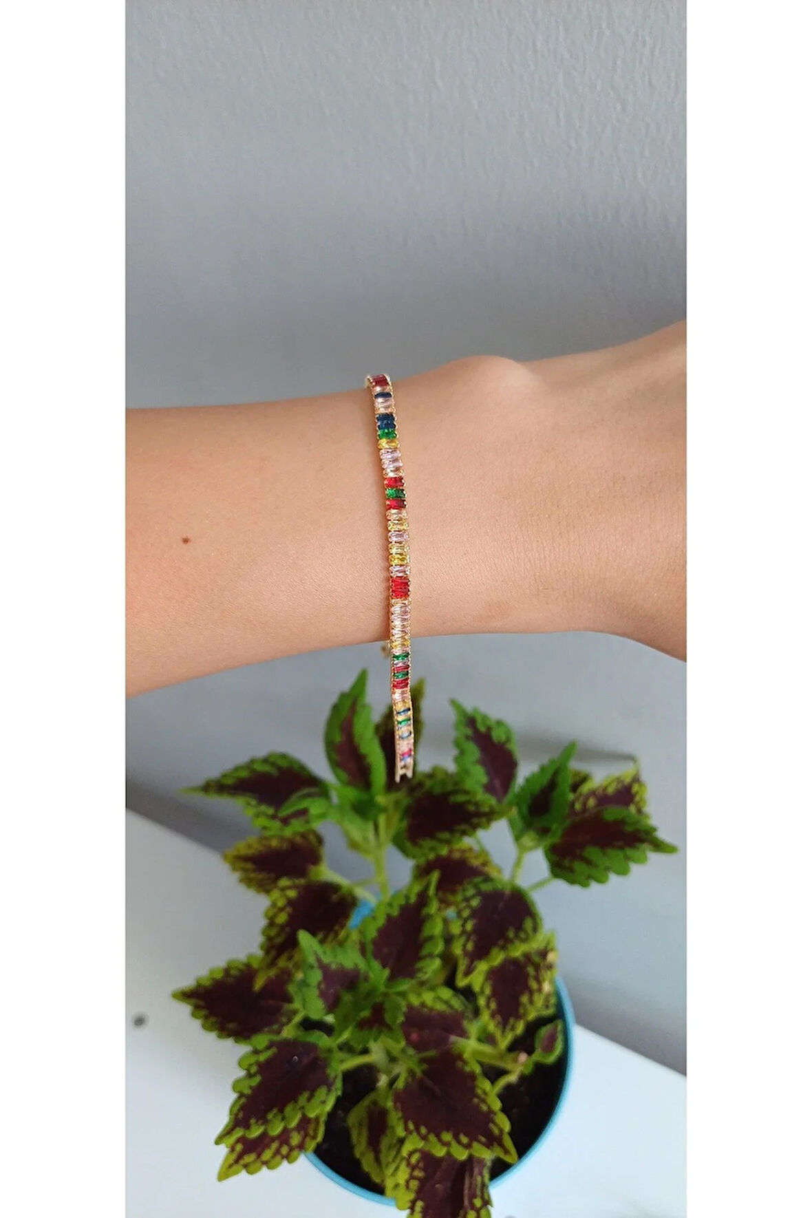 ÇELİK BİLEKLİK KADIN SU YOLU RENKLİ BAGET TAŞLI 316L KARARMAZ RENK ATMAZ 16 CM ANTİ ALERJİK