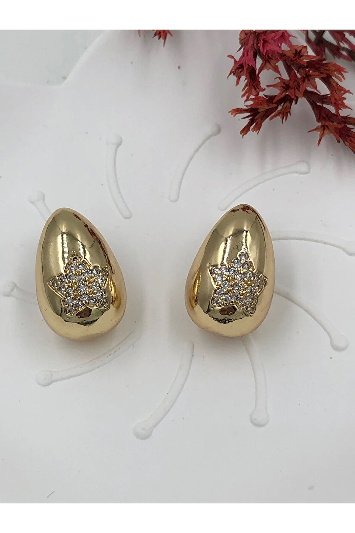 ÇELİK KADIN KÜPE PASLANMAZ ÇELİK RENK BOY AÇIKLAMADA YAZIYOR GÖRSELLER FMACCESORİES MARKASININDIR