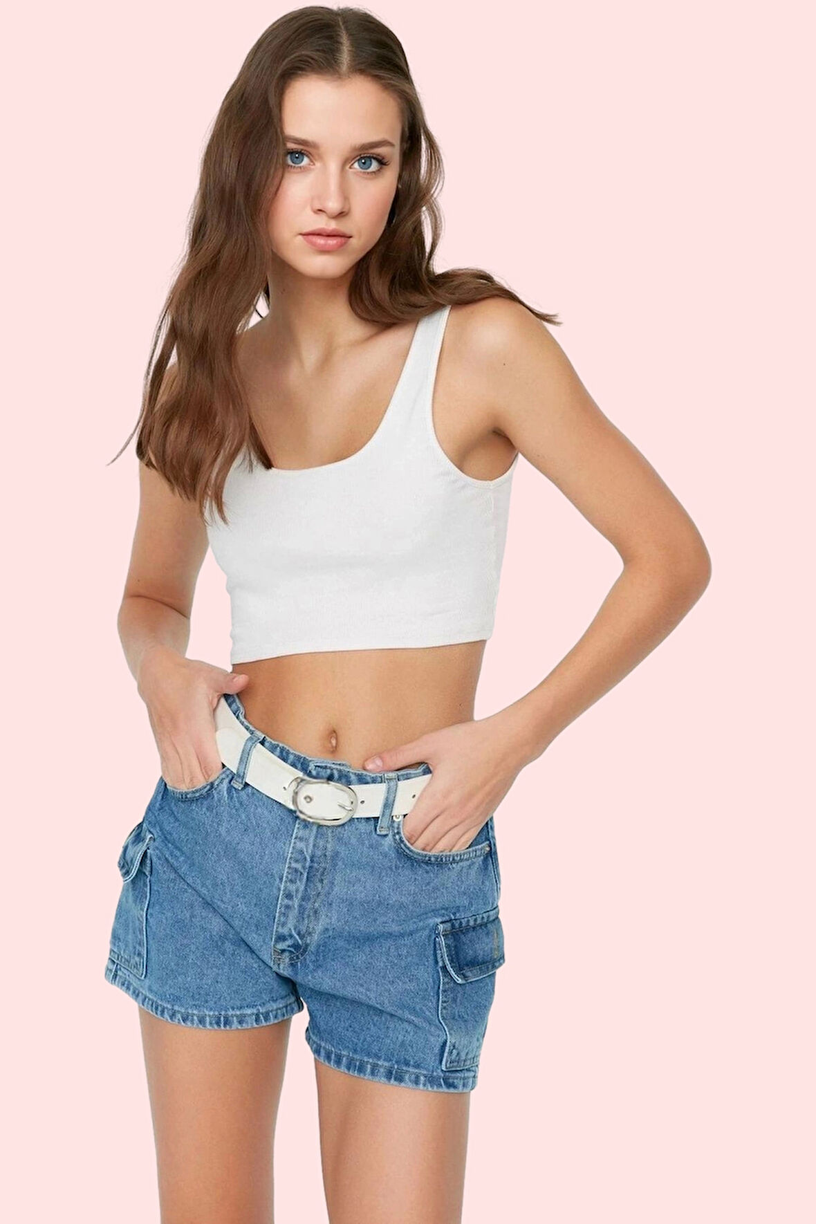 Kadın Denim Şort Yüksek Bel Pamuk City Short Kesim Rahat Günlük Yaz Aylarının Vazgeçilmezi