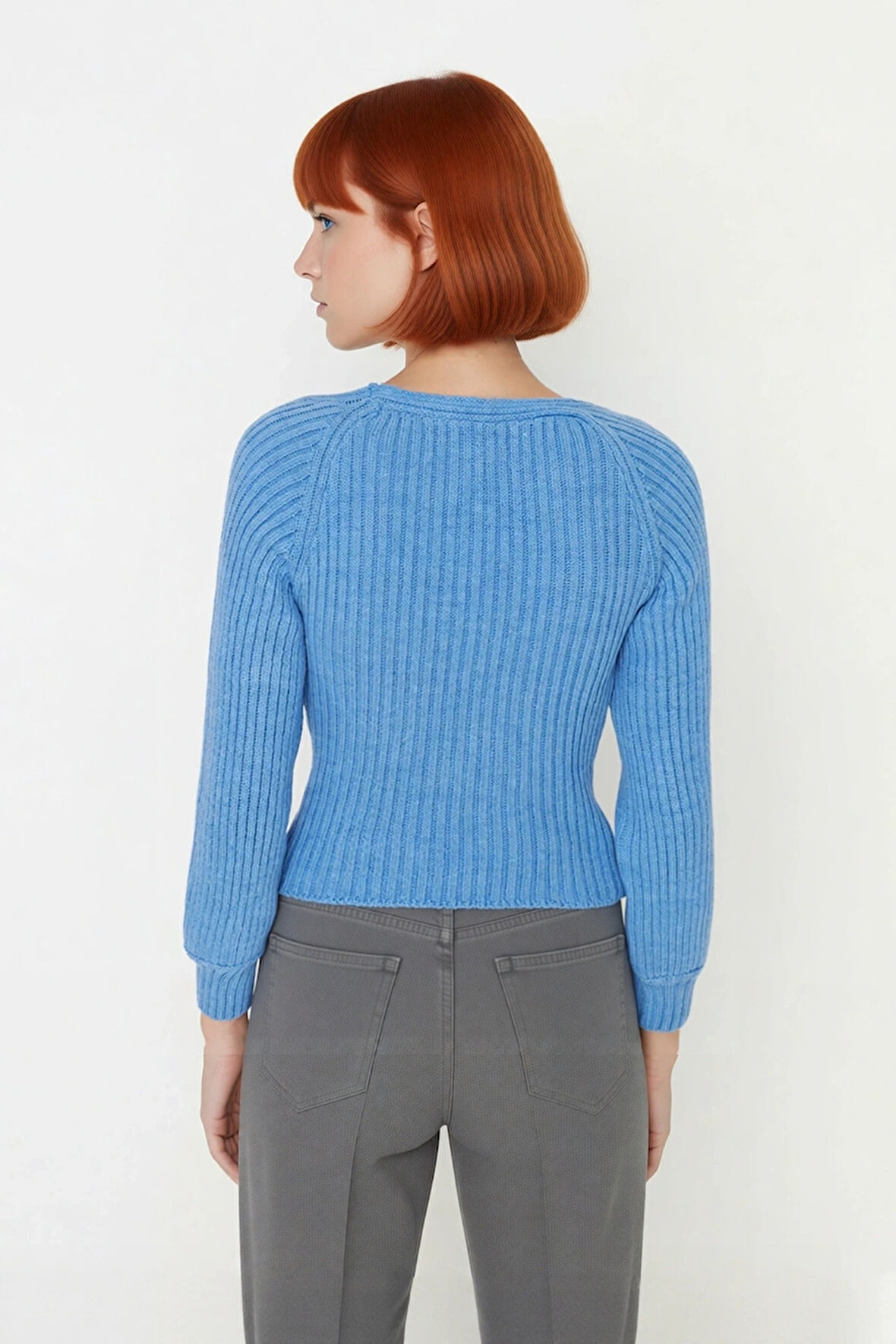 Kadın Basic Fitilli Crop Kahverengi Uzun Kol Kalp Yaka Akrilik Triko Kazak Rahat Gündüz Kombin