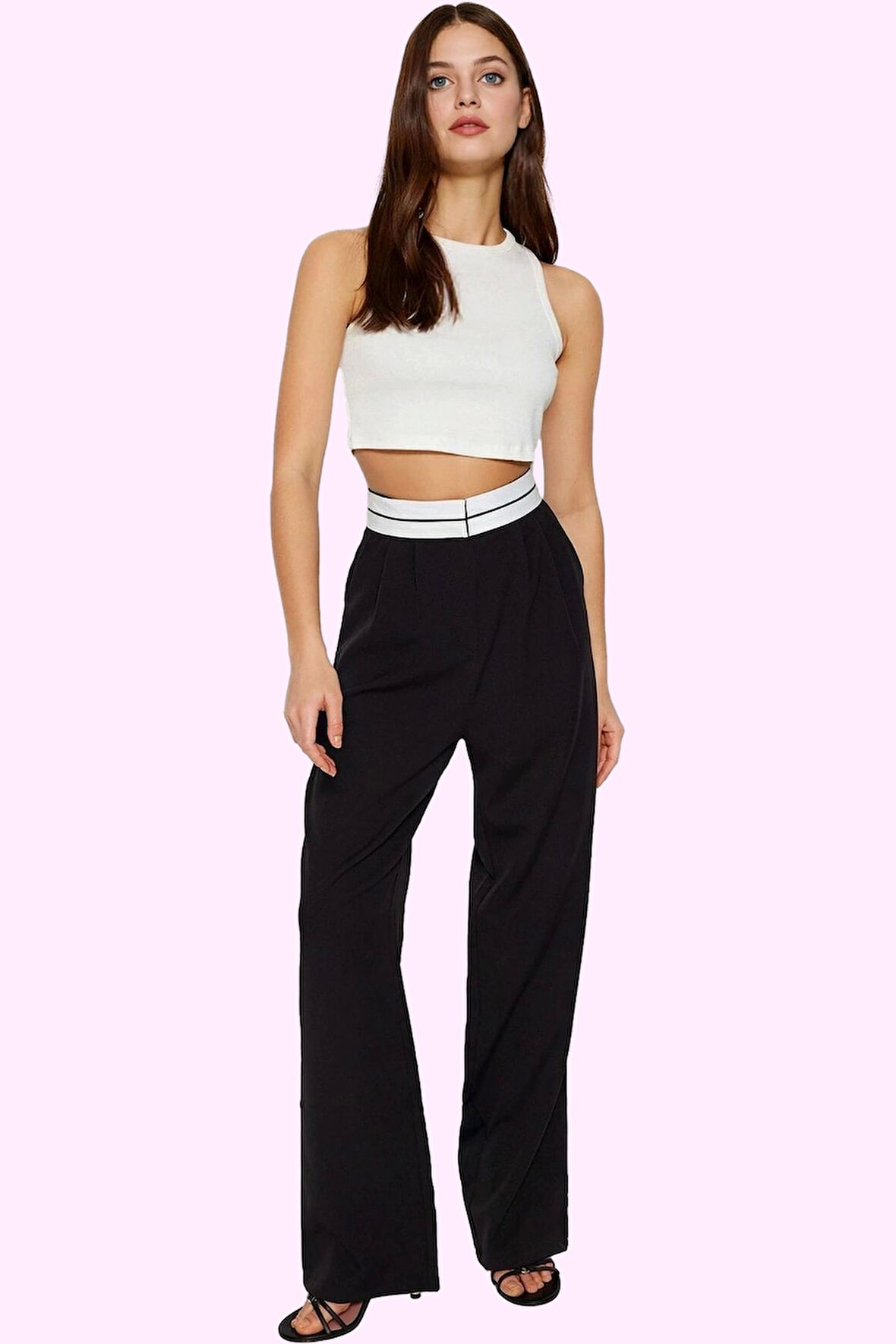 Kadın Palazzo Pantolon Wide Leg Yüksek Bel Kemer Detaylı Regular Boy Yaz Aylarının Vazgeçilmezi