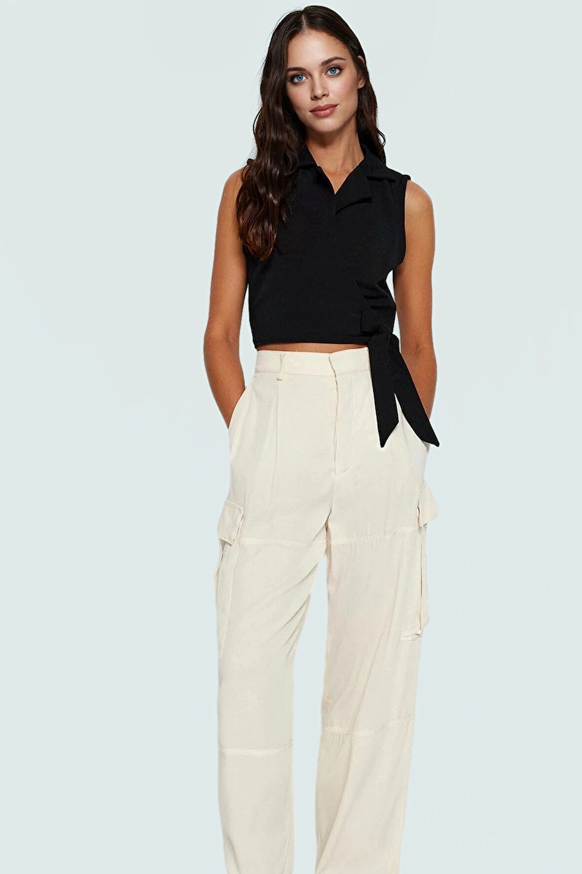 Bağlamalı Crop Bluz Dokuma Kumaştan Şık ve Rahat Bir Seçim Özel Tasarım Modern Stil