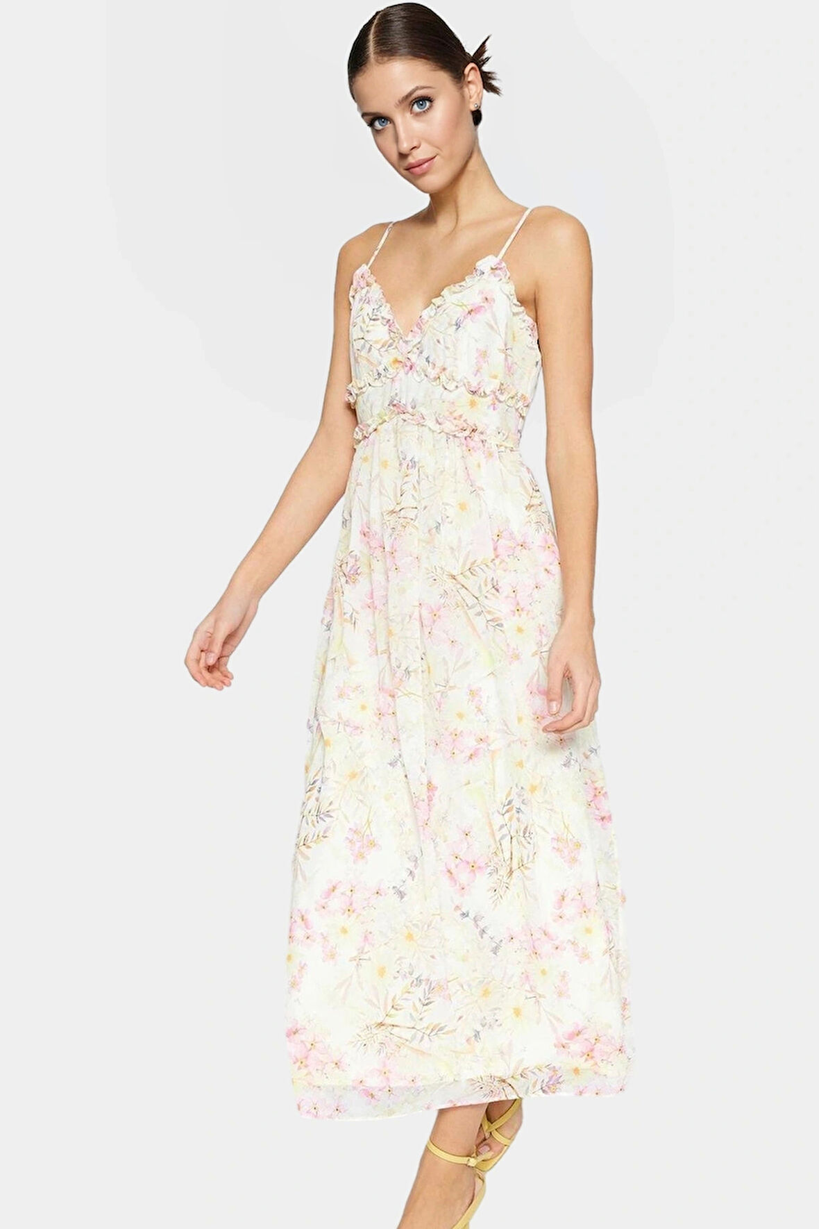 Astarlı Şifon Maxi Elbise Feminen V Yaka Çiçekli Desen Rahat Kalıp Konforlu Kesim Trend Tasarım