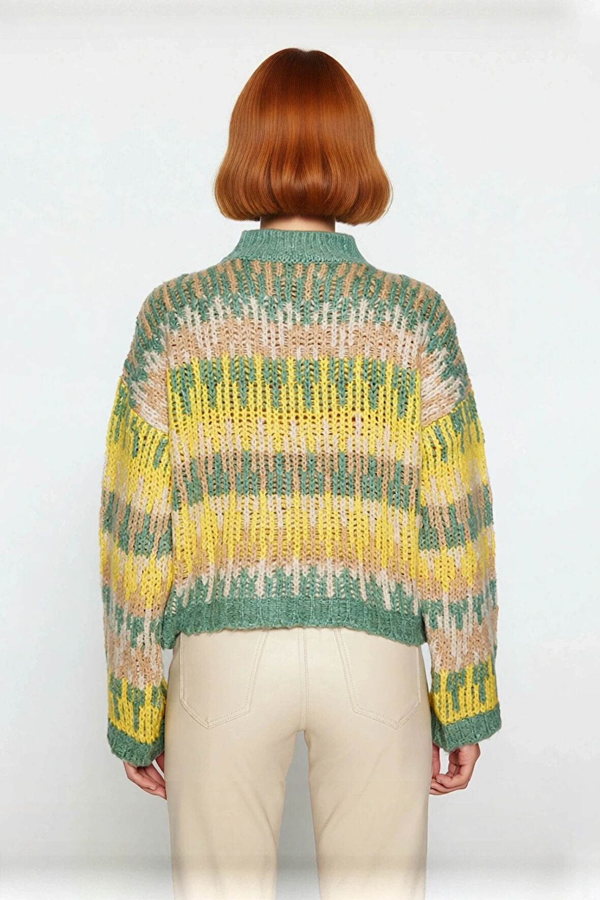 Kadın Oversize Kesim Etnik Desenli Uzun Kollu Crop Triko Kazak Soğuk Günler İçin İdeal Kaliteli