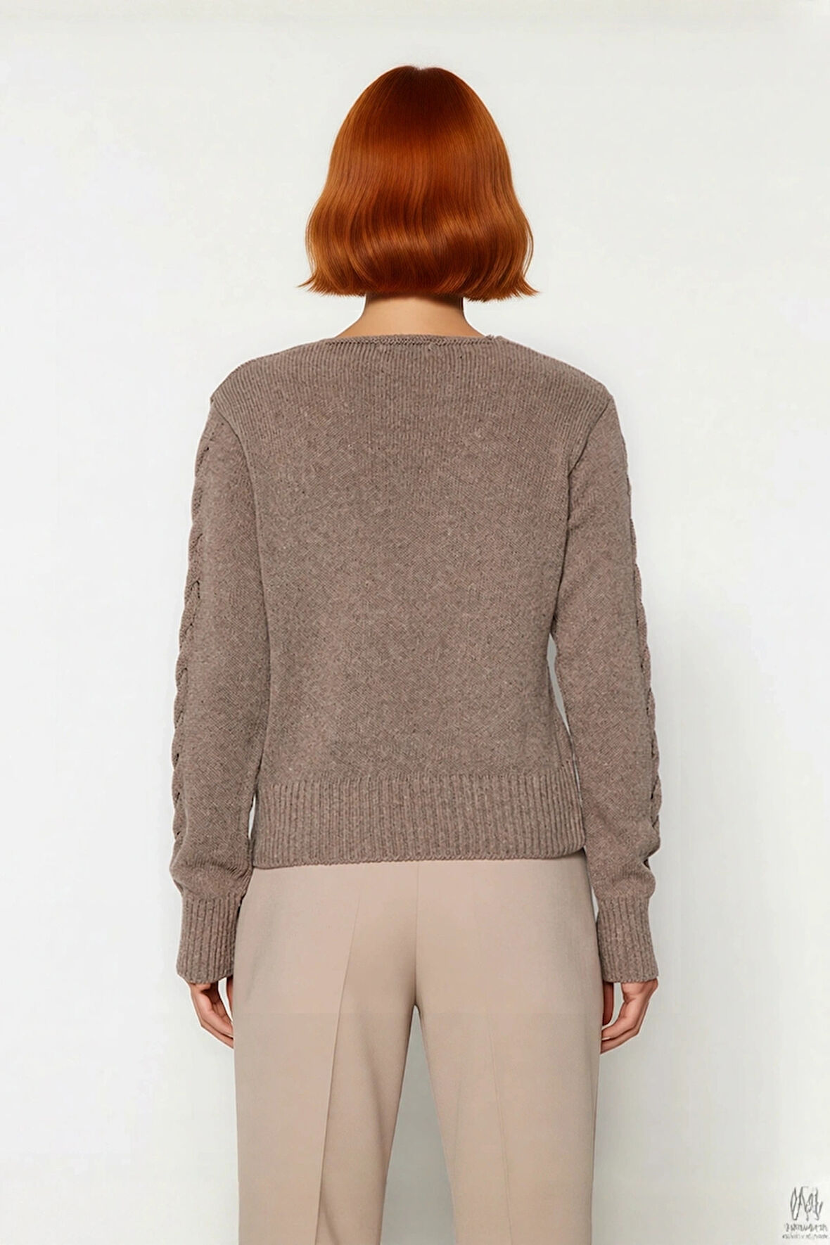 Kadın Basic Siluet Ajurlu Uzun Kollu V Yaka Triko Kazak Casual Ve Fashion Forward Görünümler Sunar.