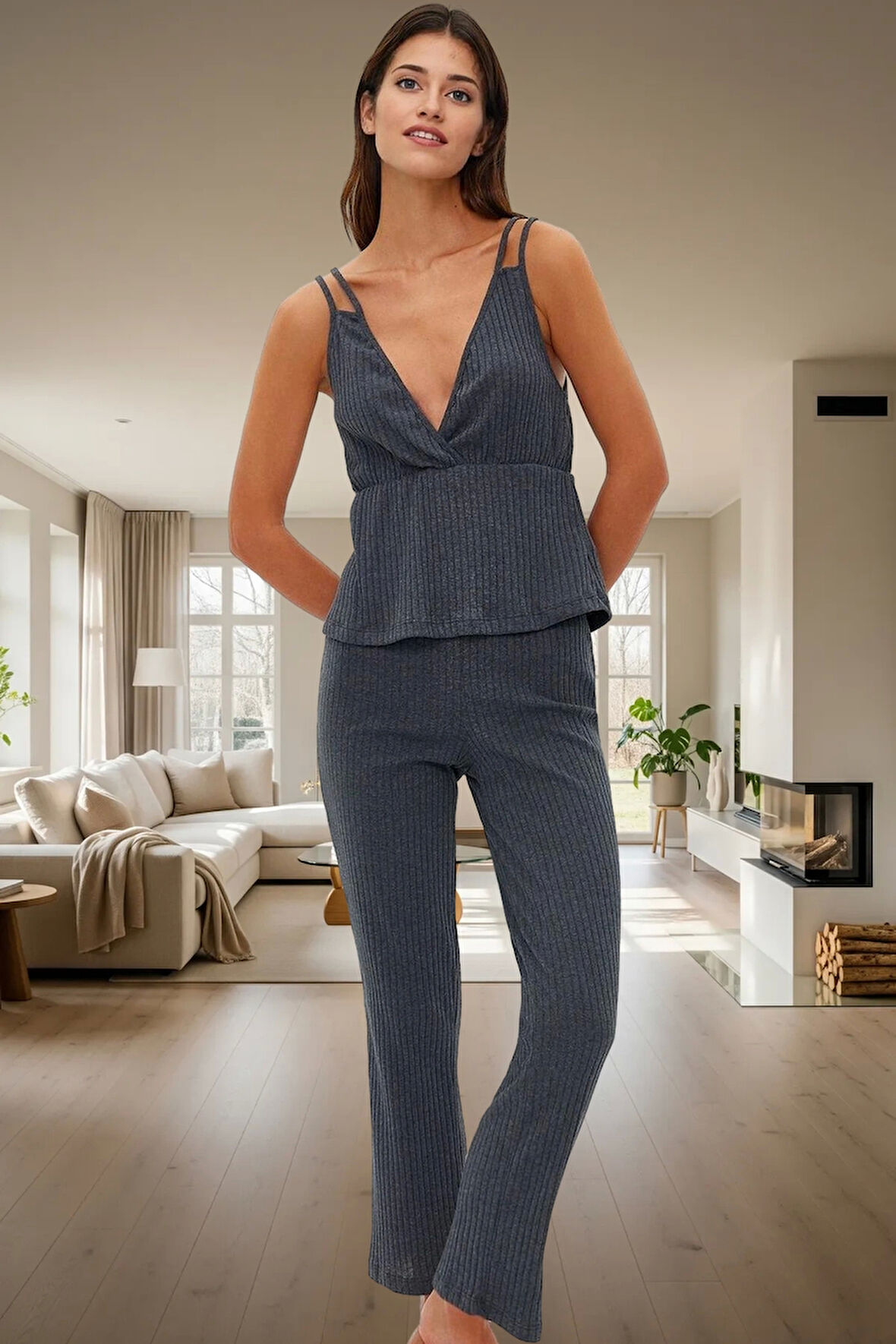 İnce Askılı Pijama Takımı %64 Polyester %33 Pamuk %3 Viskoz Karışımı Boru Paça Rahat Ve Şık