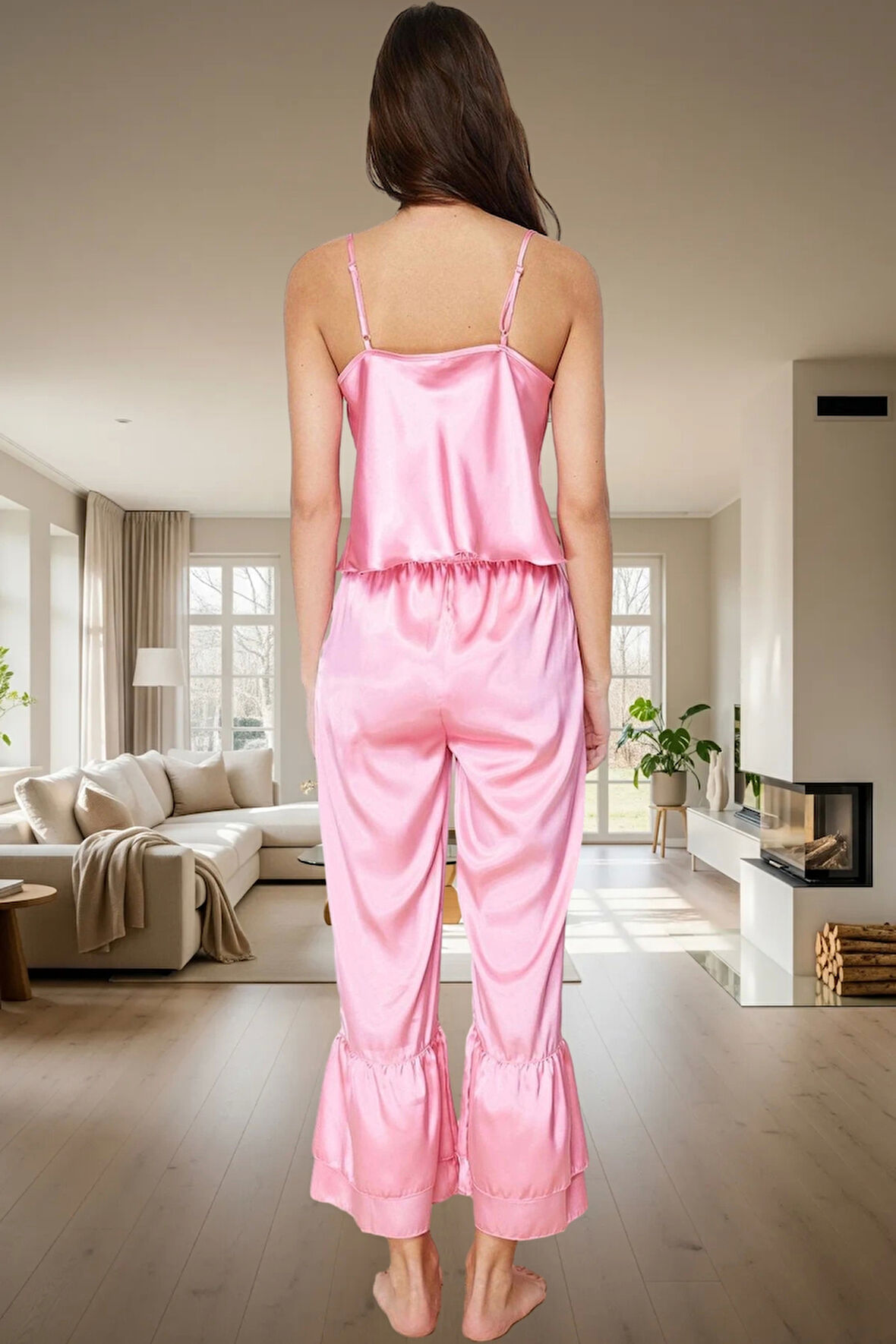 İnce Askılı Saten Pijama Takımı Dokuma Kumaş Volan Detay Konforlu Kesim Özel Tasarım