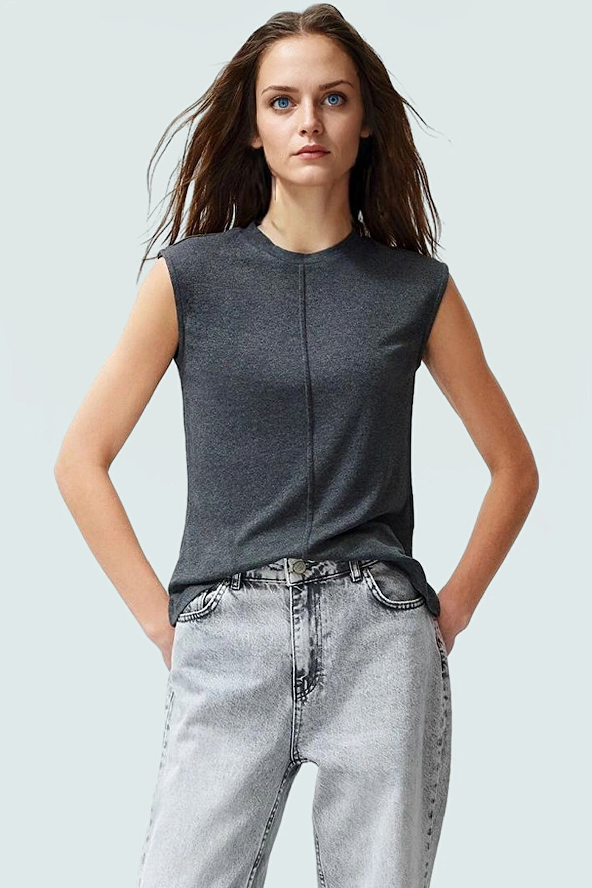 Rahat Yazlık Bluz Viskoz Ribana Bisiklet Yaka Vücuda Oturan Kalıp Şık Görünüm