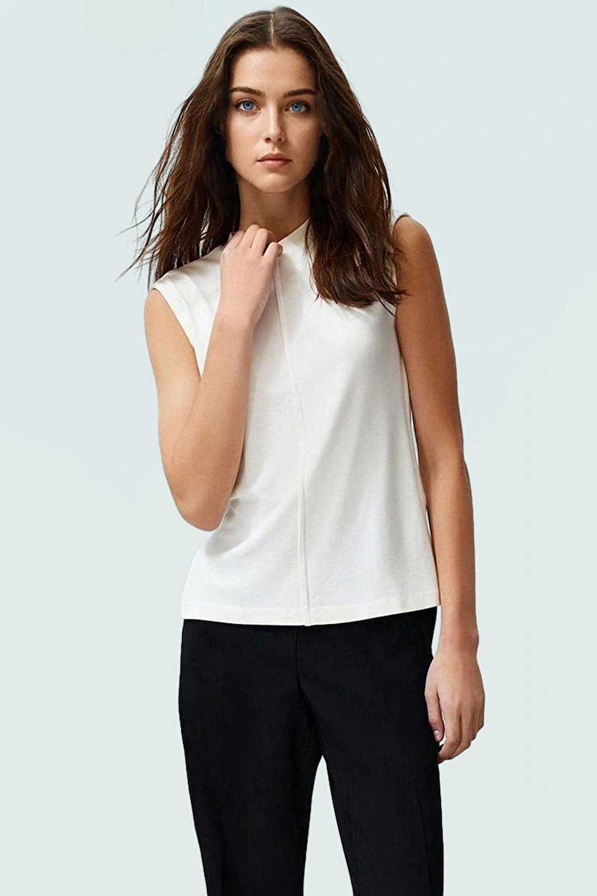 Rahat Yazlık Bluz Viskoz Ribana Bisiklet Yaka Vücuda Oturan Kalıp Şık Görünüm