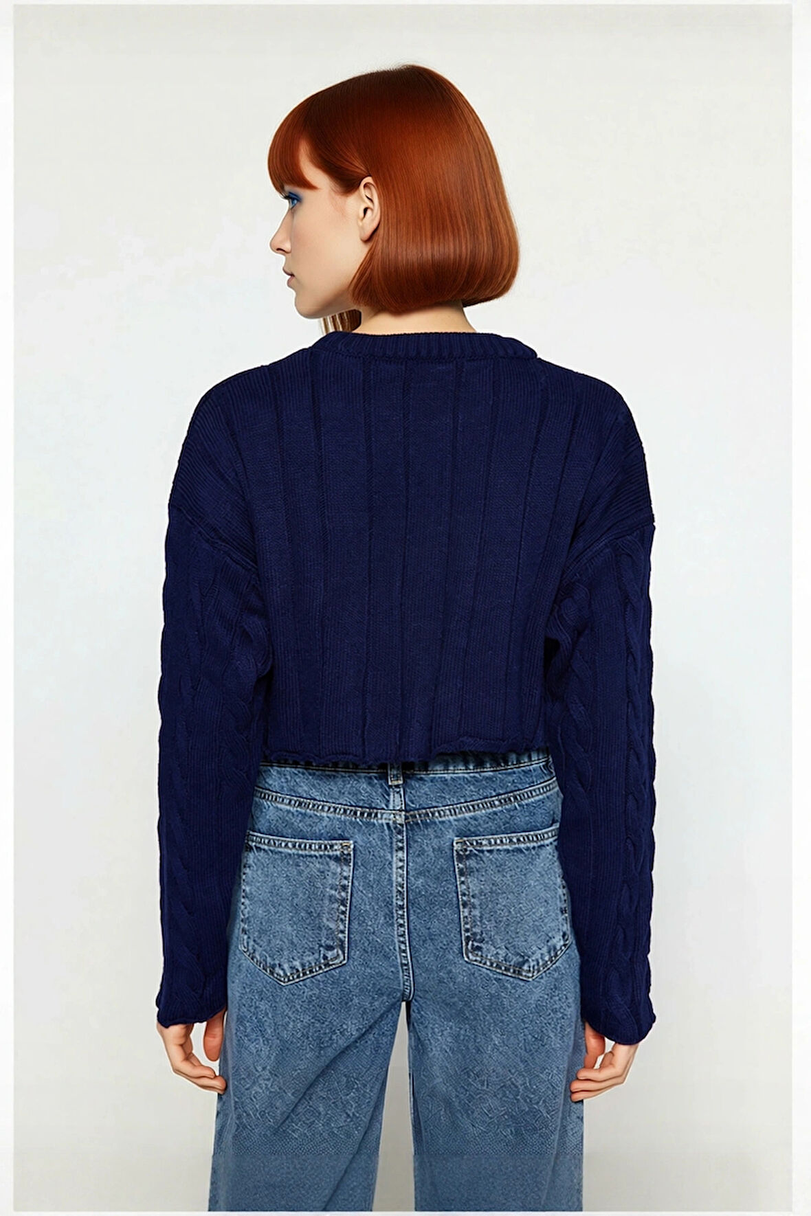 Kadın Basic Ekru Regular Fit Süper Crop Saç Örgü Bisiklet Yaka Uzun Kollu Akrilik Triko Kazak