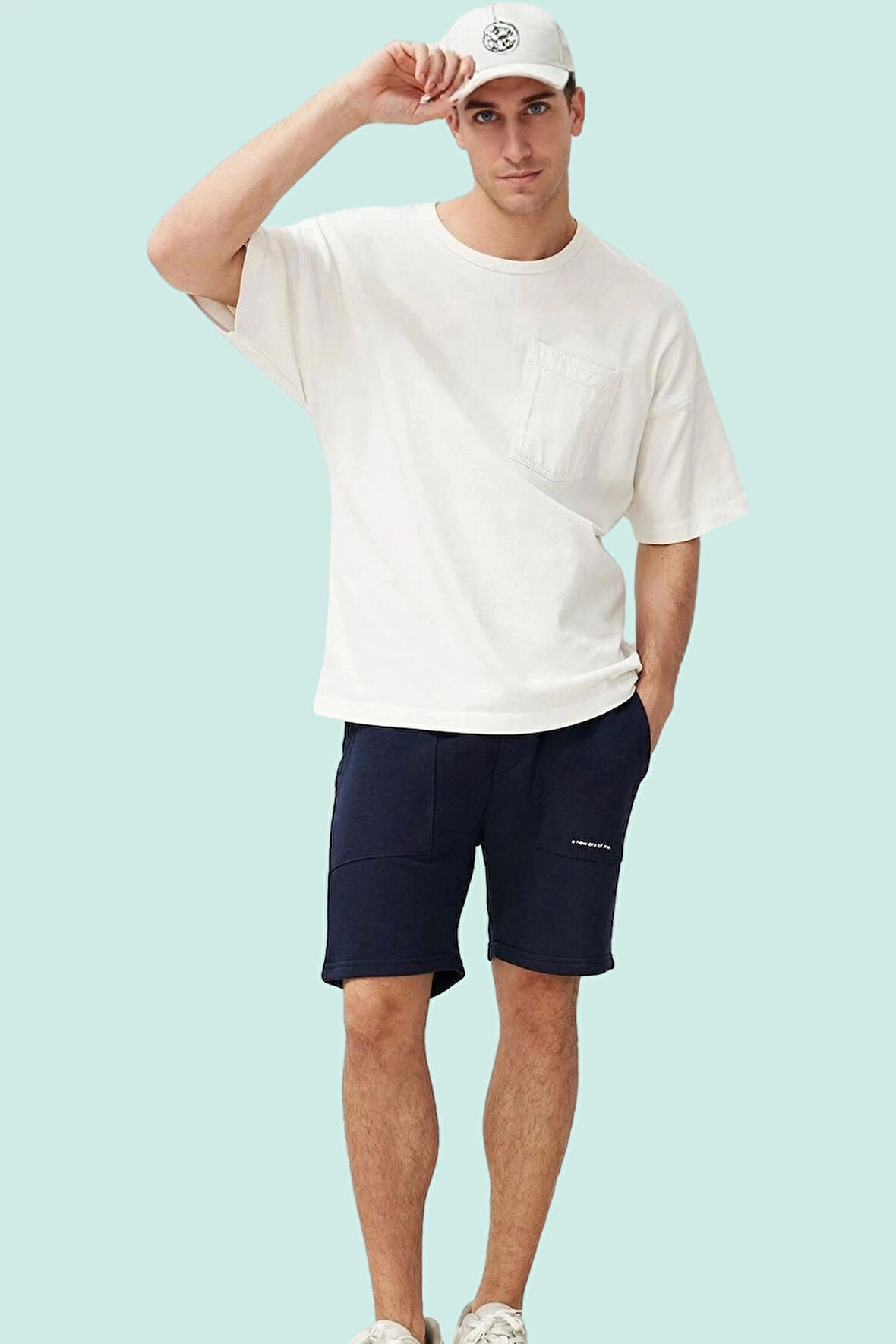 Erkek Yazlık Kısa Şort Pamuk Sloganlı Boru Paça Günlük Stil Hafta Sonu Yaz Aylarının Vazgeçilmezi