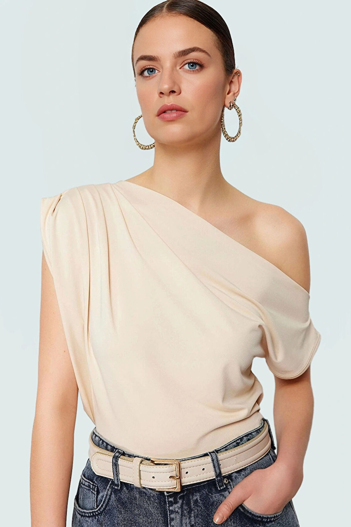 Regular Kalıp Polyester Bluz Yazlık Şıklık Seçkin Malzeme