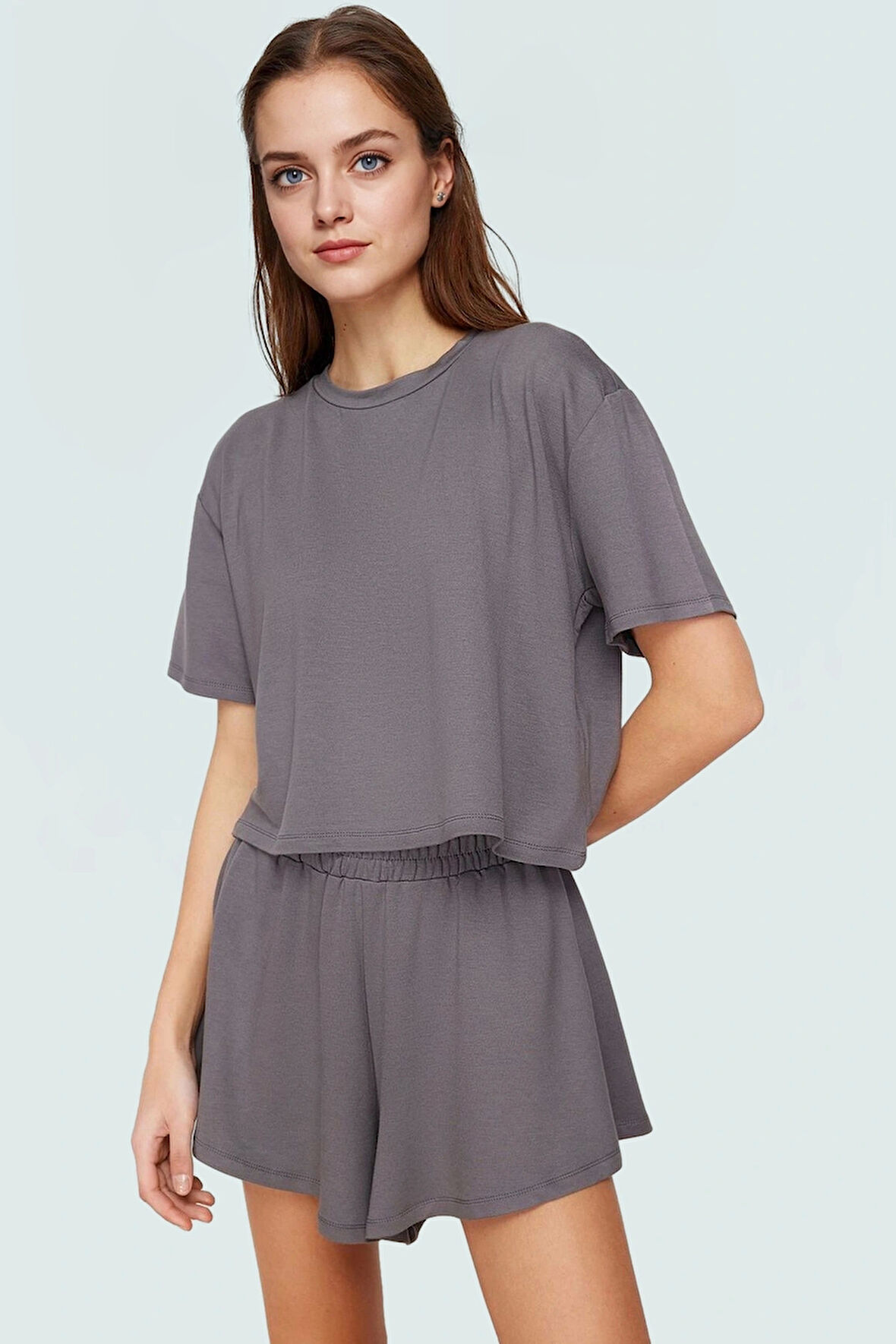 Nefes Alabilir Örme Kumaş Kadın T shirt Şort Takım Rahat Günlük Stil Modern Trend Tasarım