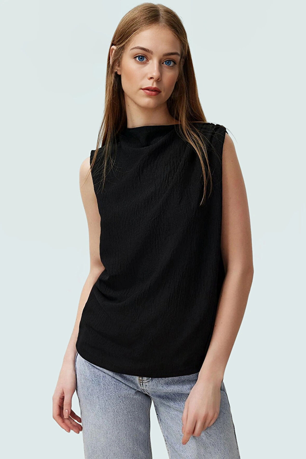 Yazlık 100% Polyester Regular Kalıp Bisiklet Yaka Bluz Zarifane Tasarım Kaliteli İşçilik