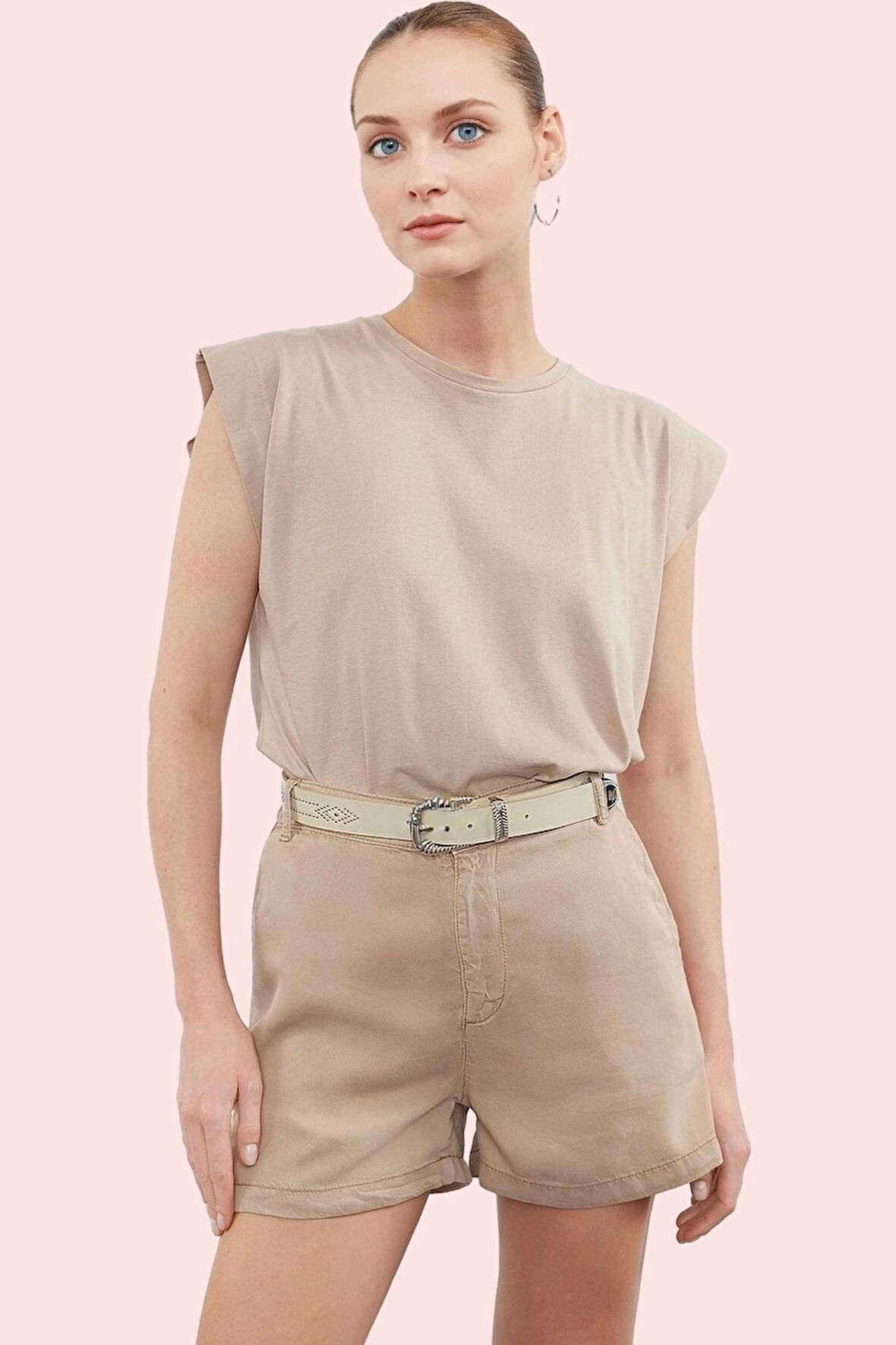 Kadın Kısa Boy Denim Şort Liyosel Straight Siluet Rahat Günlük Kombinler Dayanıklı Malzeme