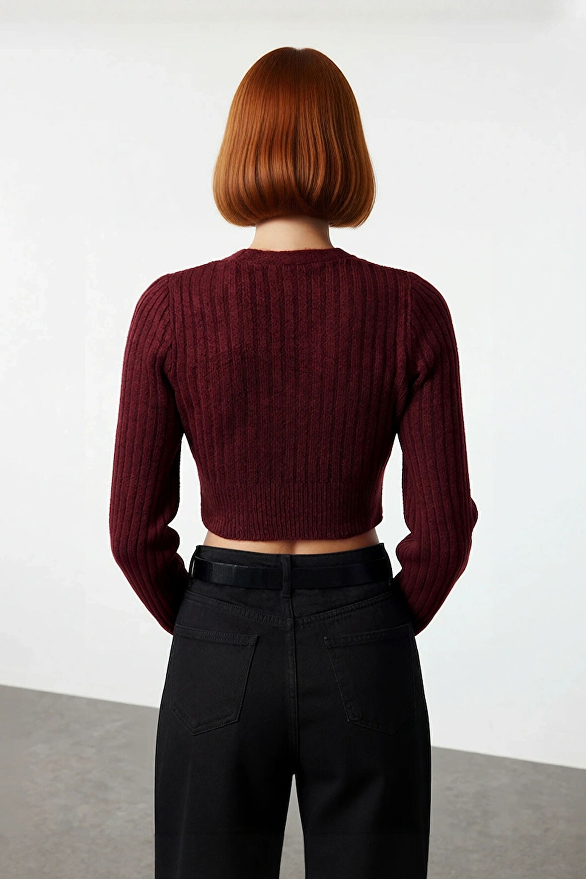 Kadın Antrasit Crop Boy Fitted Kruvaze Triko Kazak Günlük Şıklık ve Konforu Kış Sezonuna Taşır