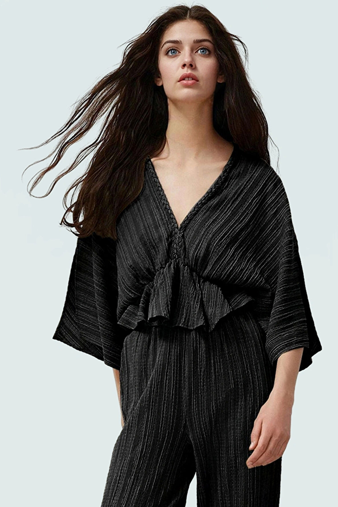 Dokuma Crinkle Bluz V Yaka Keten Karışımlı Yazlık Şıklık Rahat Kullanım Profesyonel Görünüm