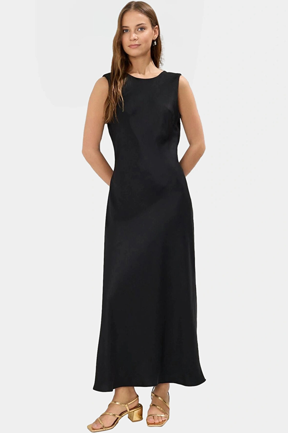Düz Kesim Saten Maxi Elbise Polyester Elastomultiester Kumaş Kayık Yaka Özenle Seçilmiş