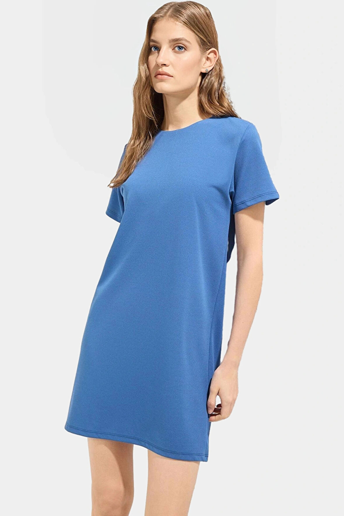 Rahat Kesim Mini Elbise 54% Elastommultiester 46% Polyester 86cm Boy Profesyonel Görünüm