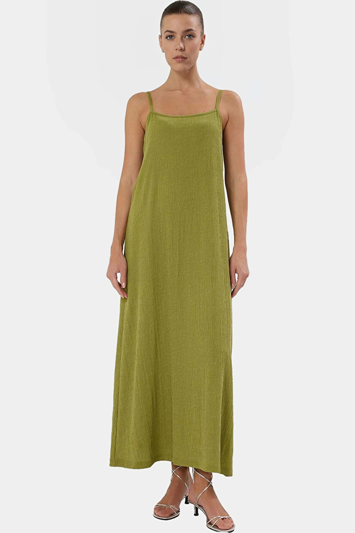 Yazlık Midi Elbise İnce Askılı Shift Kalıp Rahat ve Şık Özel Tasarım Konforlu Kesim