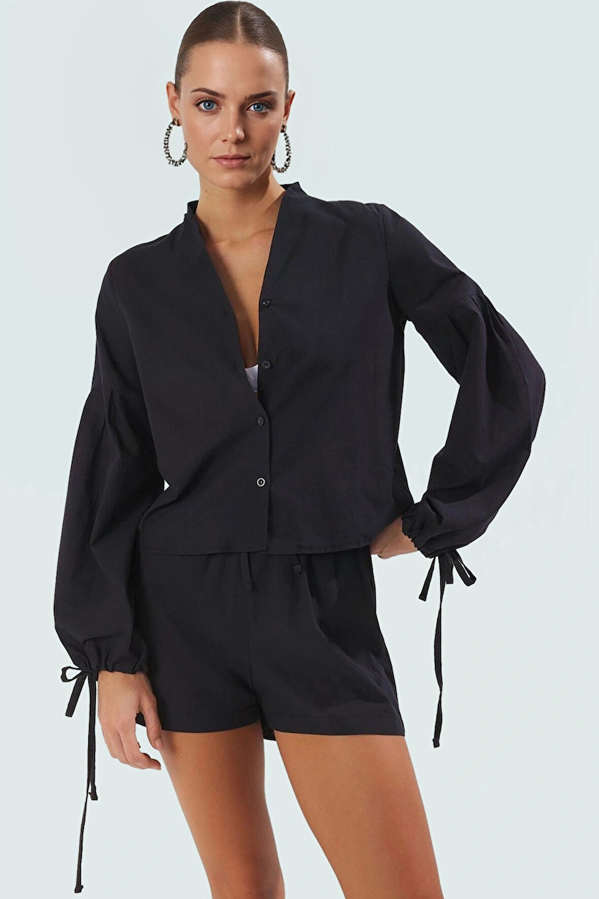 Pamuklu Oversize Bluz Şort Takım Dik Yaka Reglan Kol Yazlık Şık Görünüm Özel Tasarım