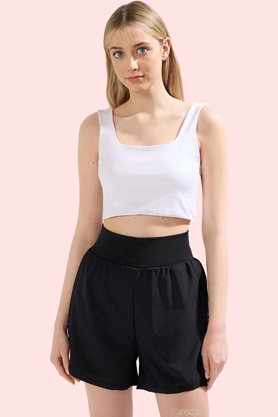 Kadın Spor Likra Şort İçi Şortlu Reflektör Detaylı Rahat Aktiviteleri Yaz Aylarının Vazgeçilmezi