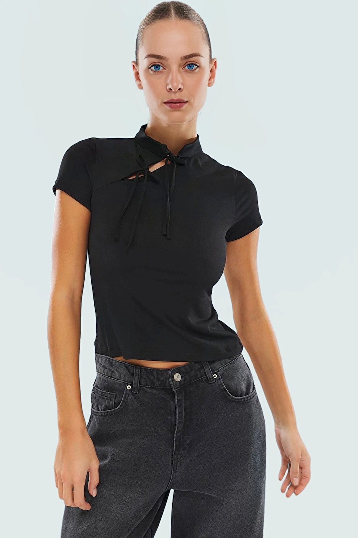 Regular Kalıp Kısa Kollu Polyester Elastan Örme Bluz Casual Şıklığı Zarifane Tasarım Uzun Ömürlü