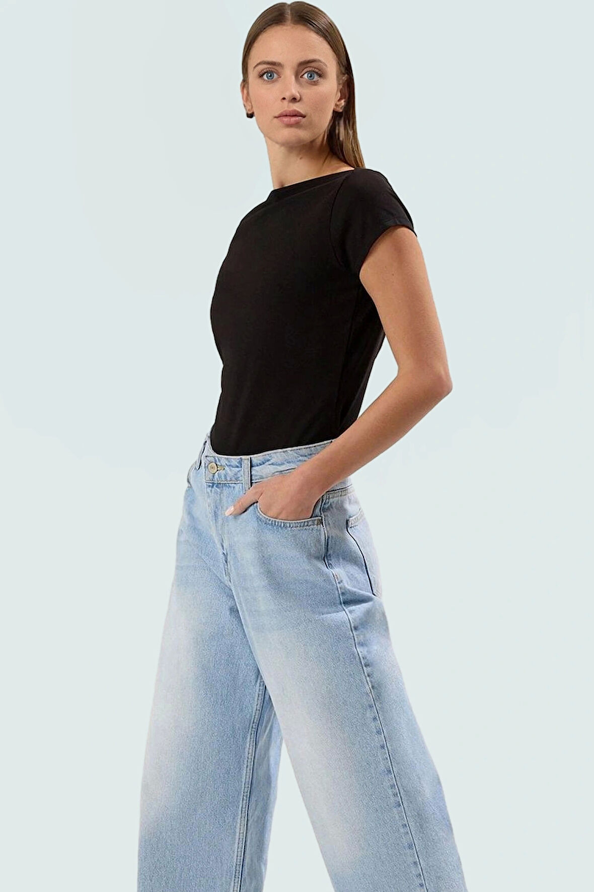 Yazlık Bluz Fitted Kayık Yaka Pamuklu Rahat Trend Tasarım Konforlu Kesim Uzun Ömürlü