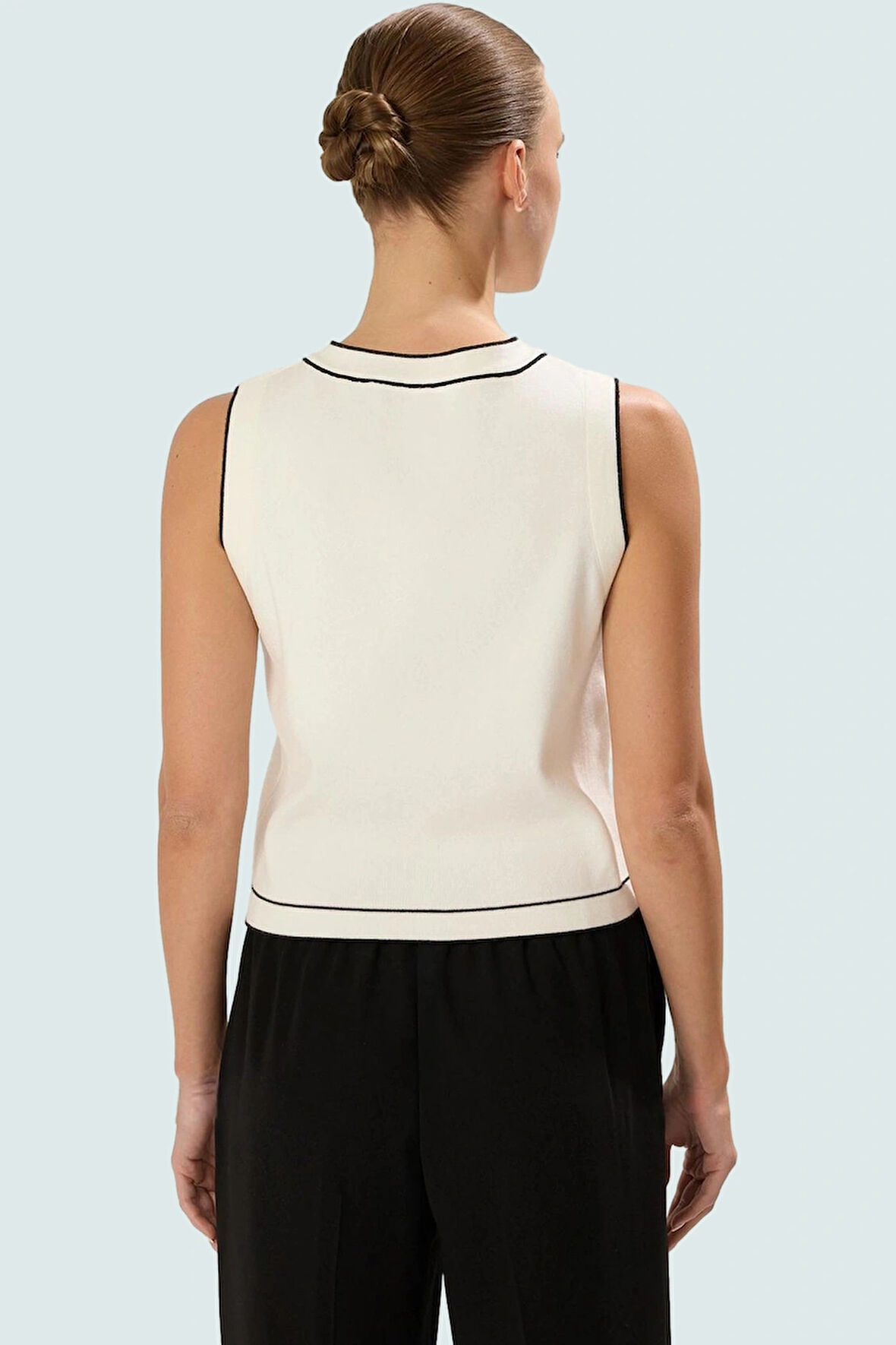 Premium Triko Bluz Bisiklet Yaka Renk Bloklu Kolsuz Basic Siluet Rahat Ve Şık Özel Tasarım