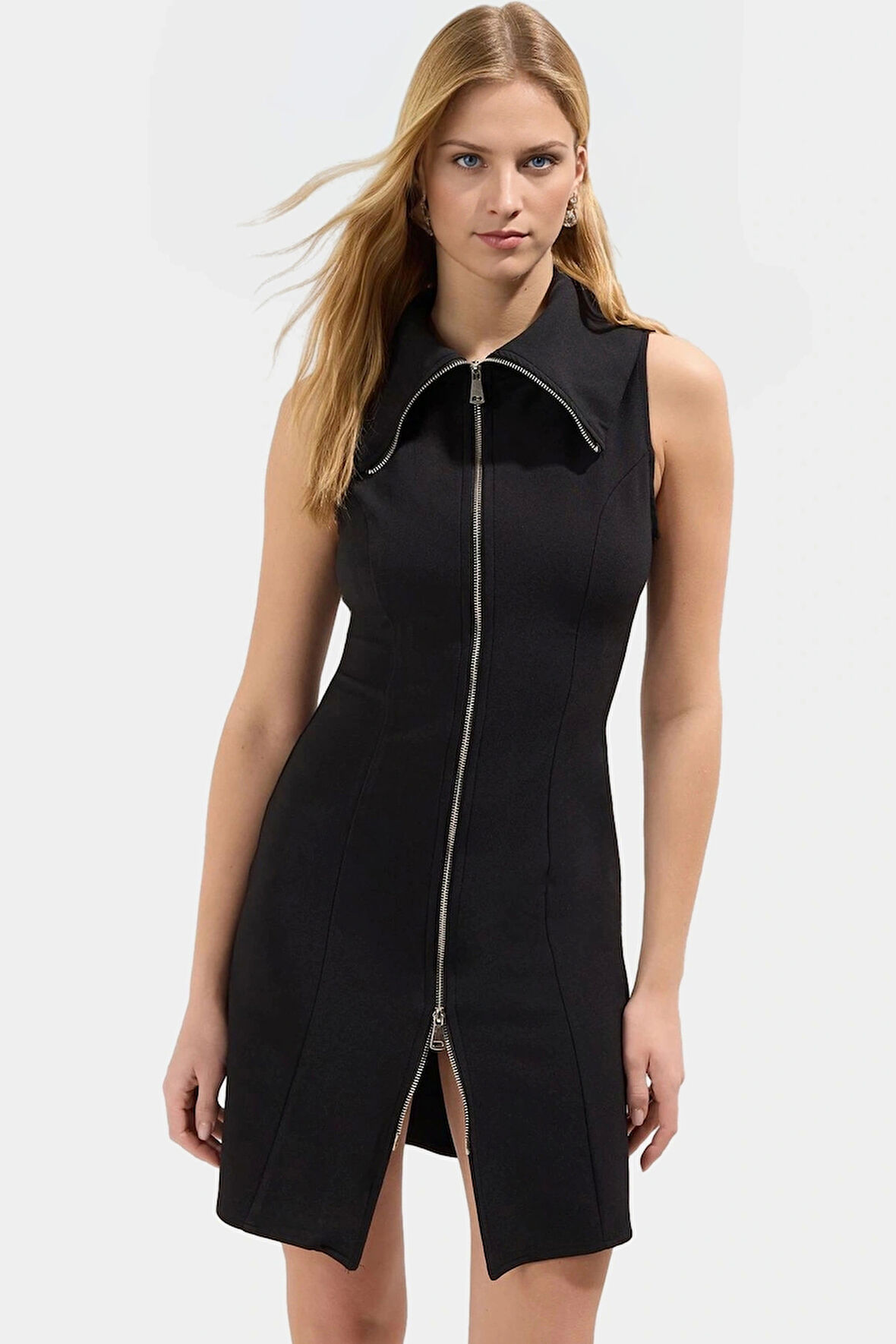 Şık ve Rahat Dokuma Mini Elbise Polyester Elastan Karışımı Kaliteli İşçilik Dayanıklı Malzeme