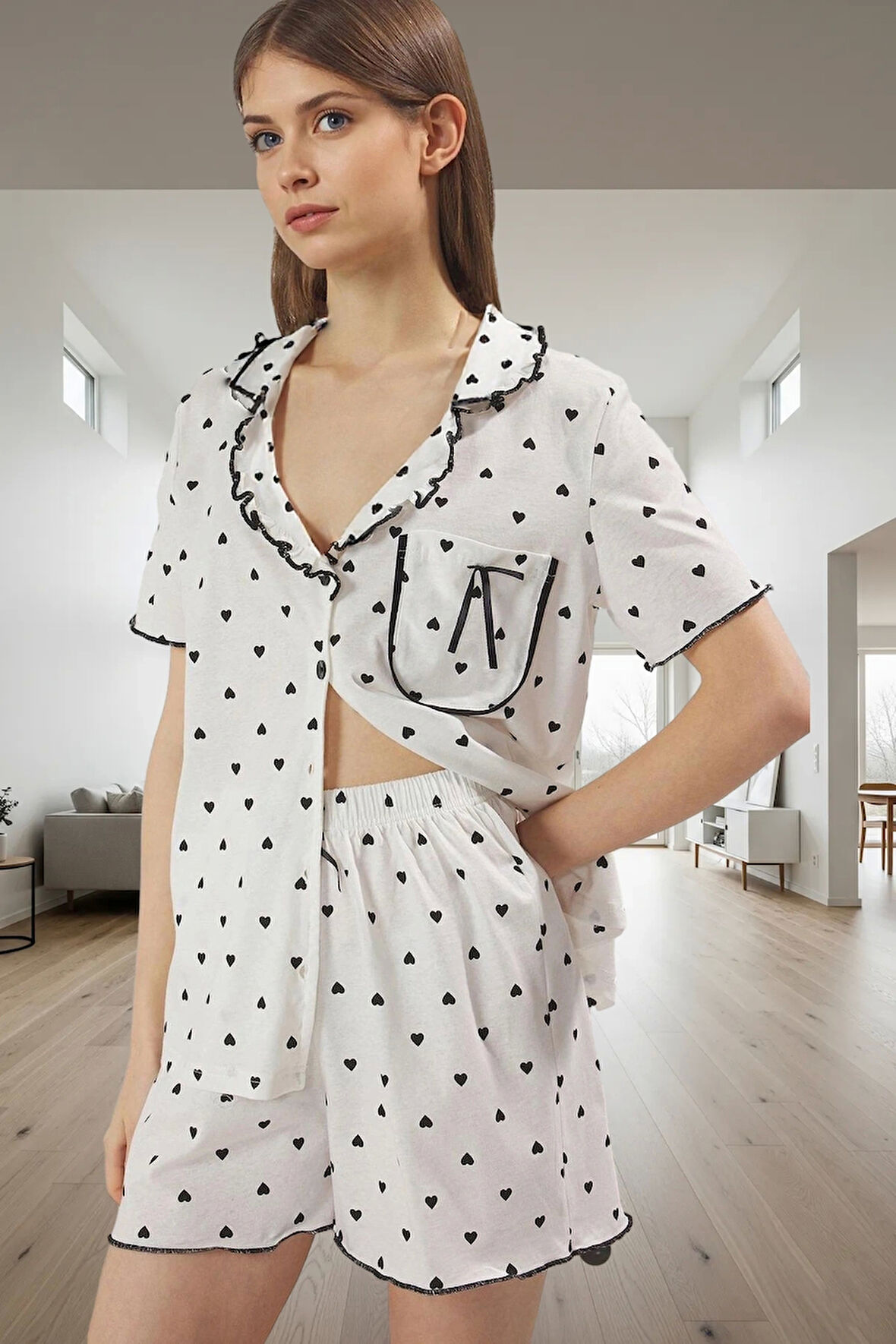 Rahat Kalpli Pijama %100 Pamuk Regular Kalıp Fırfır Detay Yazlık Şortlu Şık Görünüm Modern Stil