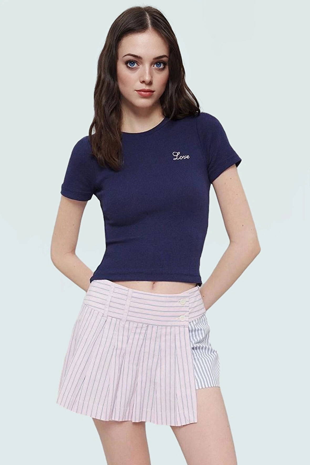 Slogan Nakışlı Bluz %70 Polyester %29 Pamuk Yazlık Kısa Kol Rahat Ve Şık Kaliteli İşçilik