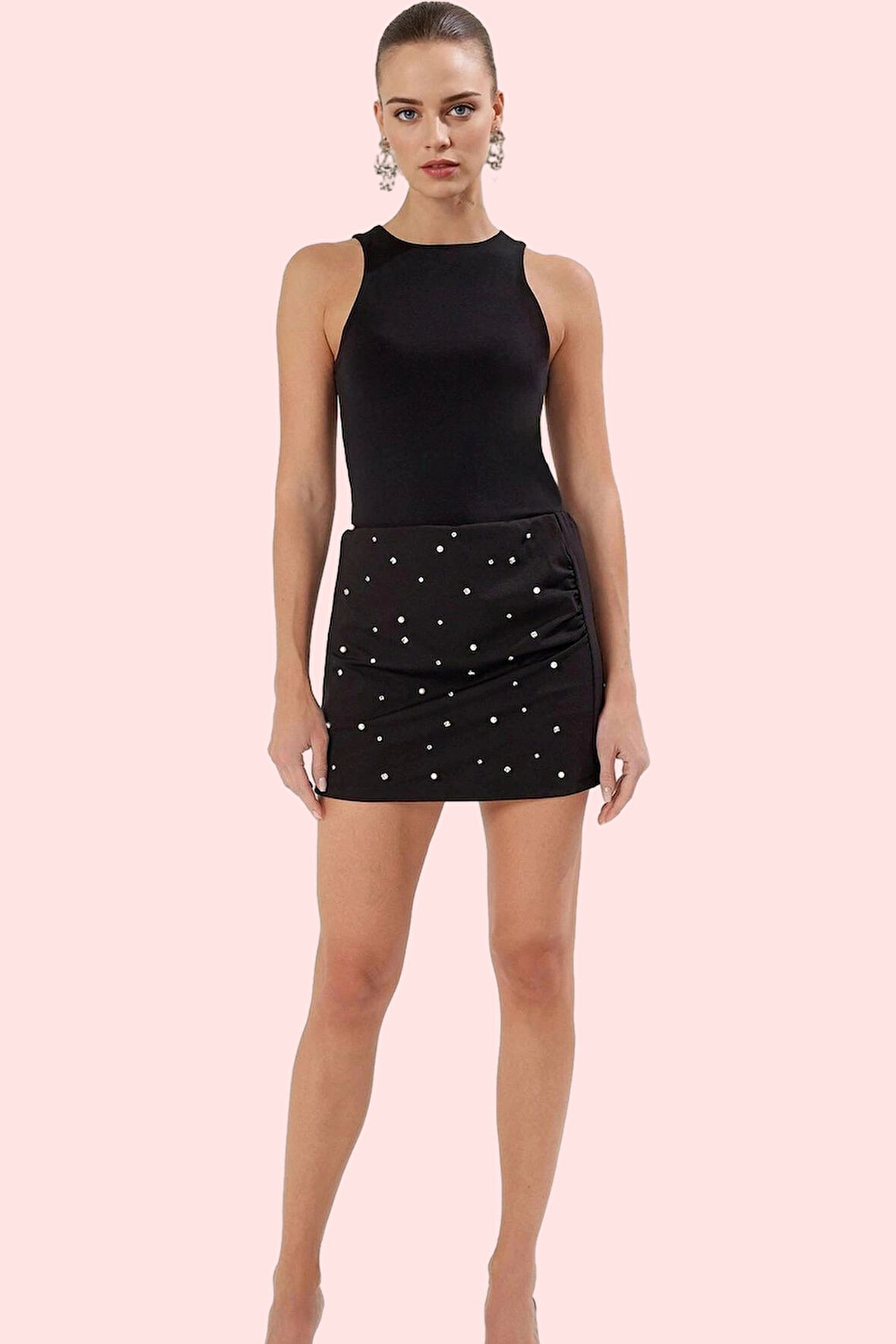 Kadın Taş Detaylı İnterlok Örme Mini Şort Etek Göz Alıcı Tasarım Yaz Aylarının Vazgeçilmezi