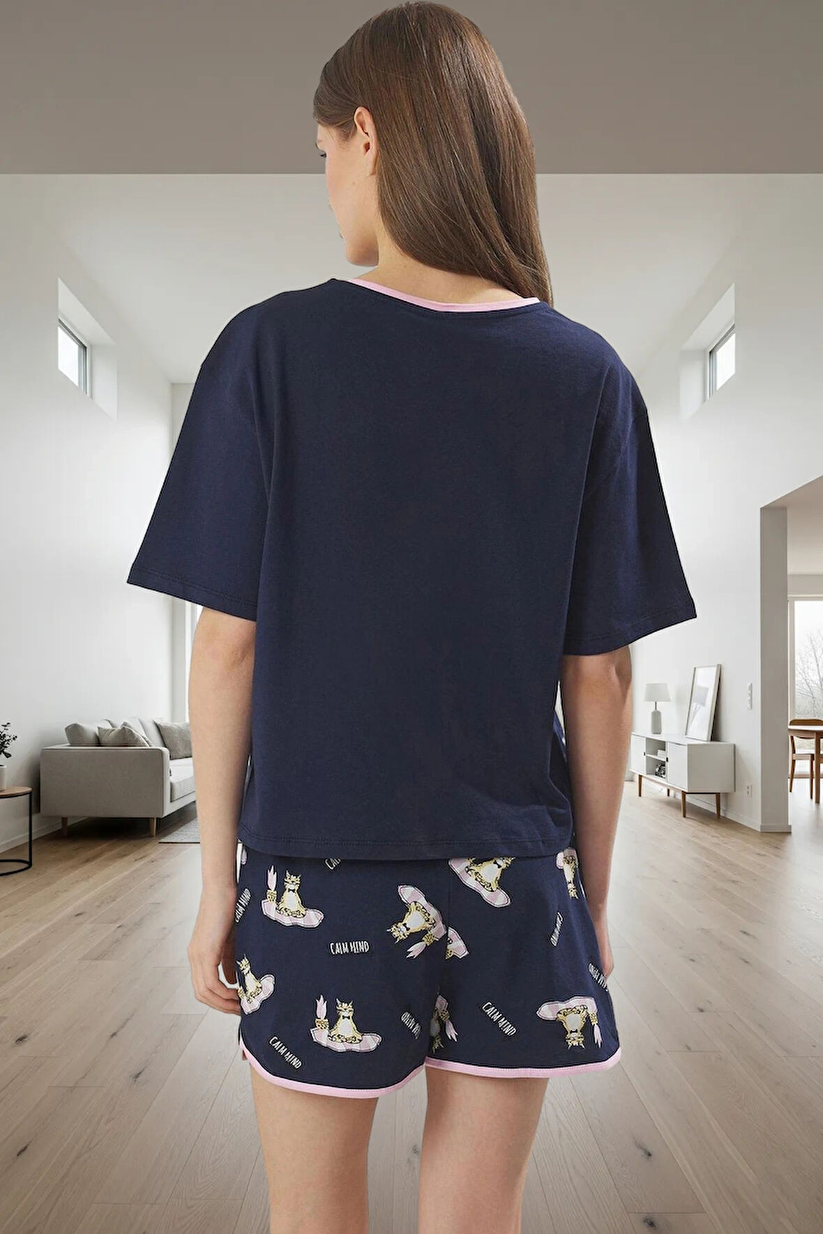 Yazlık Kadın Pijama Takımı %100 Pamuk Bisiklet Yaka Boru Paça Kaliteli İşçilik Rahat Ve Şık