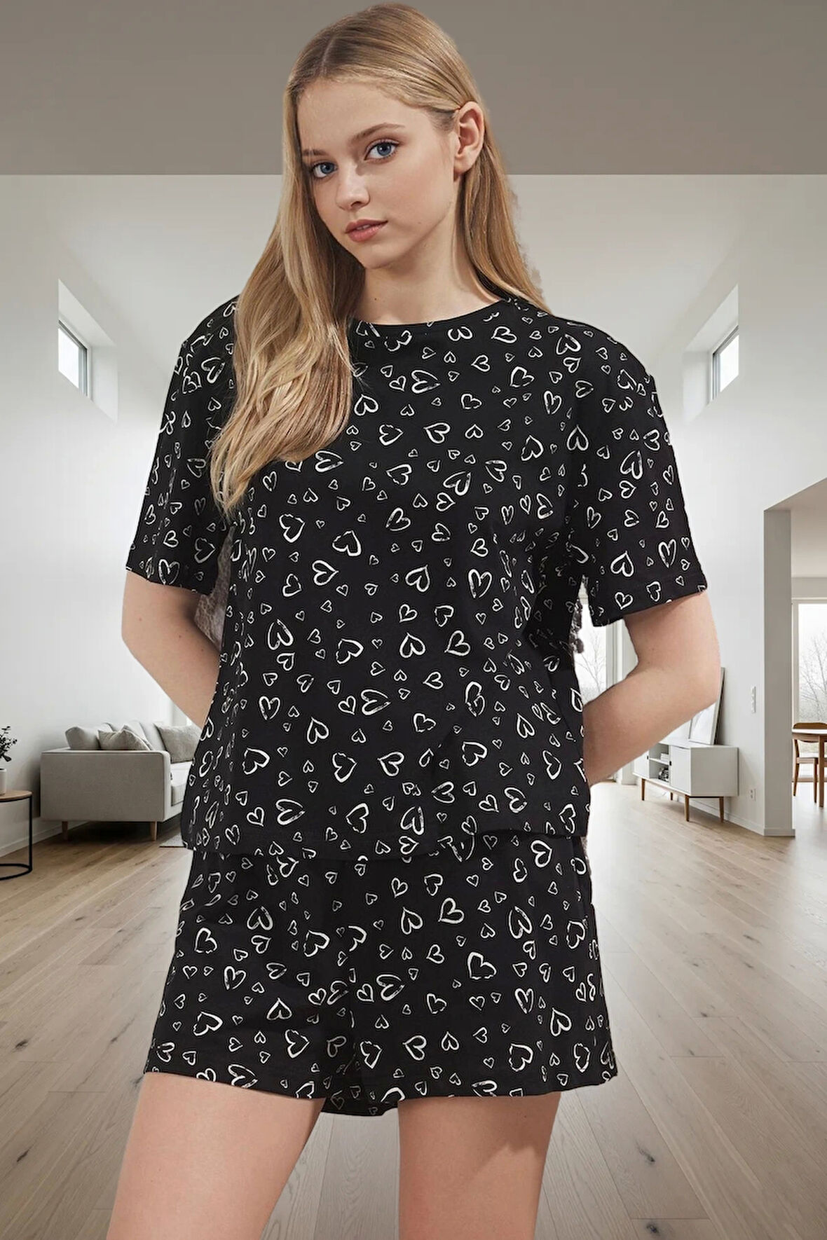 Yazlık Pijama Takımı %100 Pamuk Kalp Desenli Örme Kumaş Boru Paça Şort Rahat Ve Şık