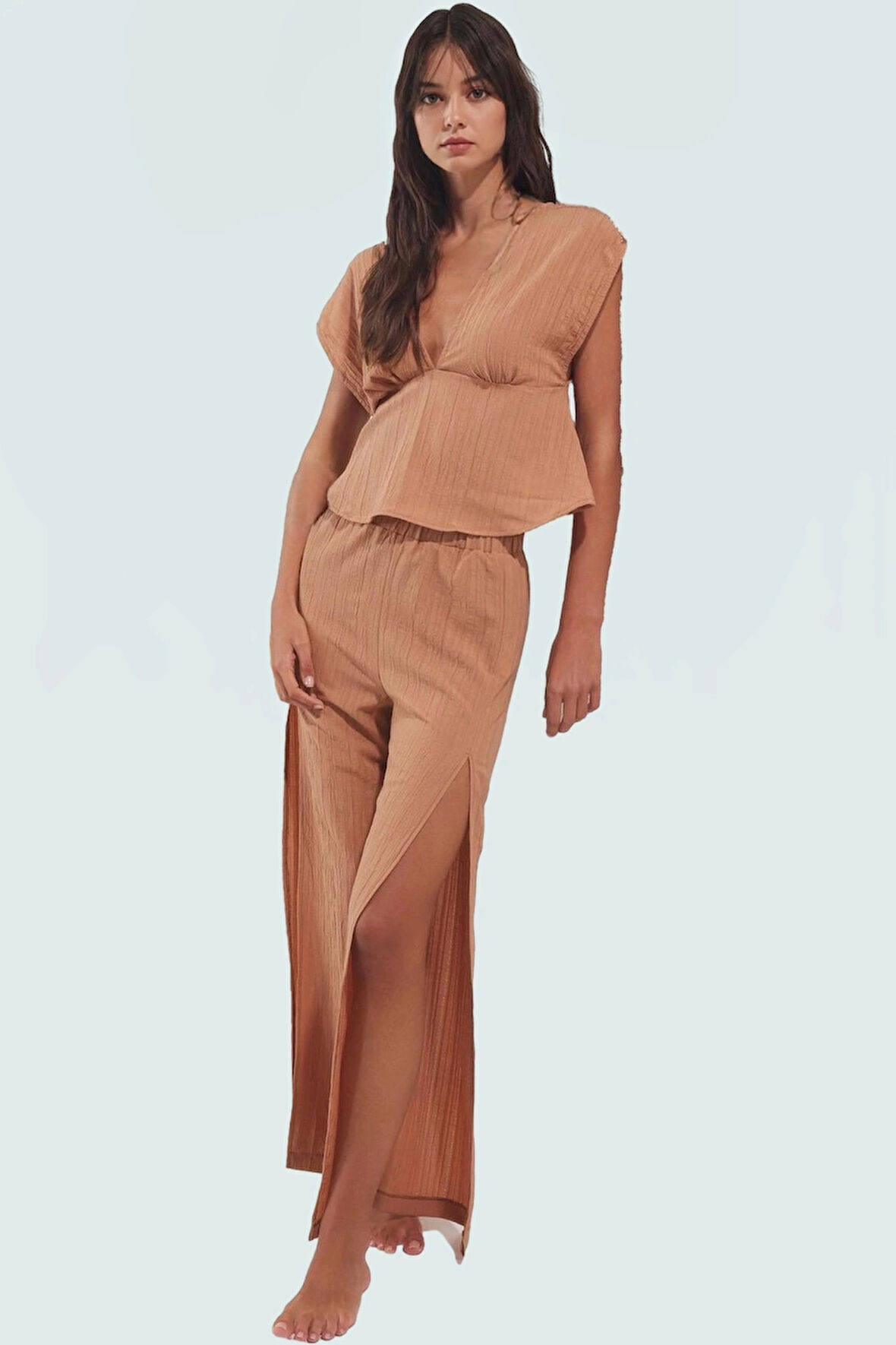 Rahat ve Şık Plaj Takımı Kolsuz Bluz Yırtmaçlı Pantolon Dokuma Kumaş Kaliteli İşçilik