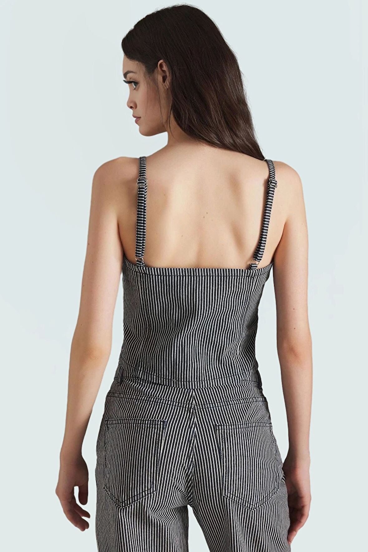 İnce Askılı Çizgili Denim Bluz Stretch Kumaş Crop Kesim Rahat Ve Şık Seçkin Malzeme