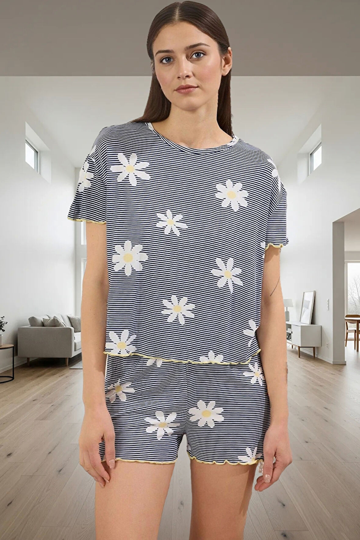 Çiçekli Desenli Rahat Viskoz Pijama Takımı Baby Overlok Detaylı Kısa Kollu Yazlık Özenle Seçilmiş