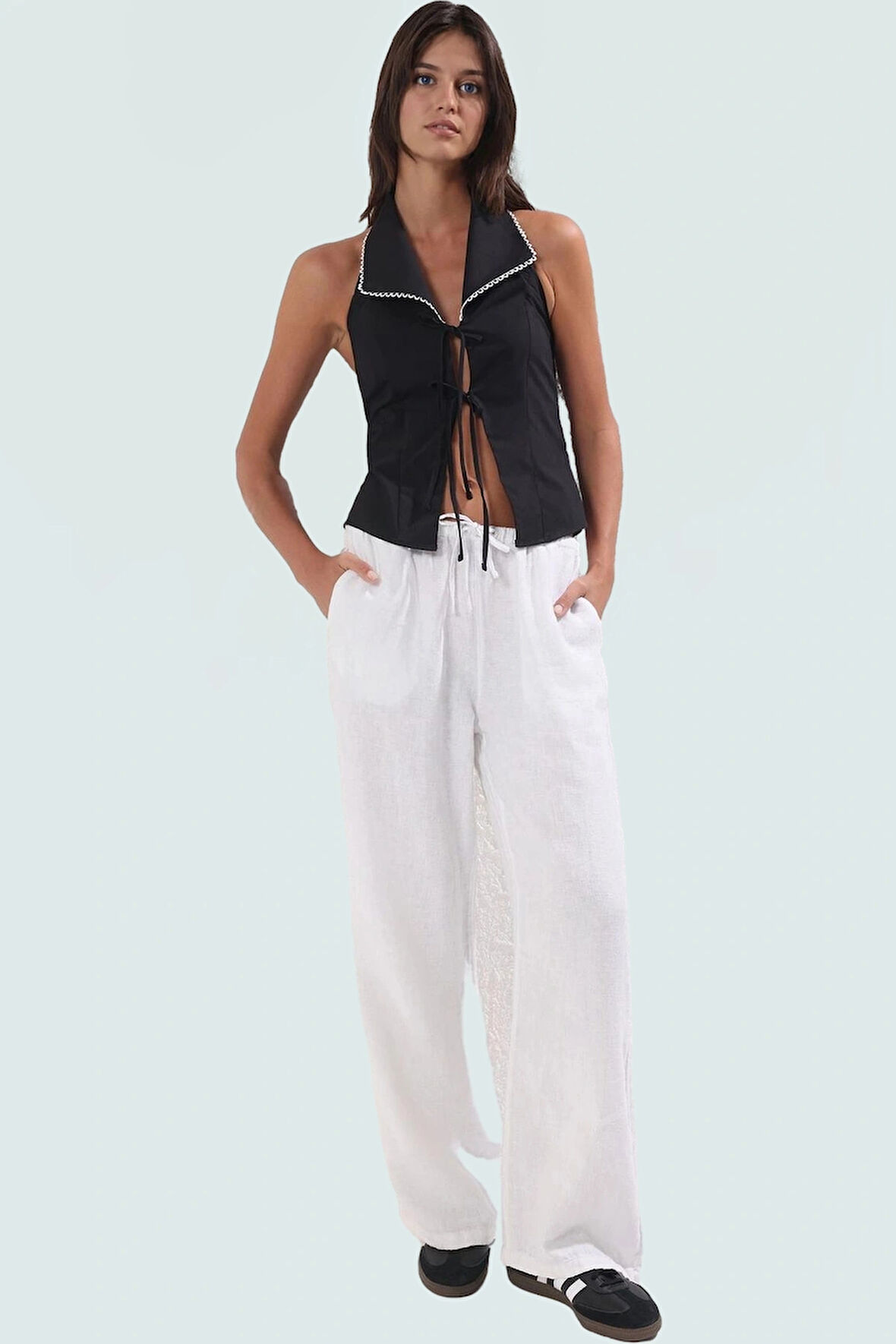 Bağcıklı Bluz Dokuma Kumaş Regular Kalıp Günlük Kullanım İçin Konforlu Kesim