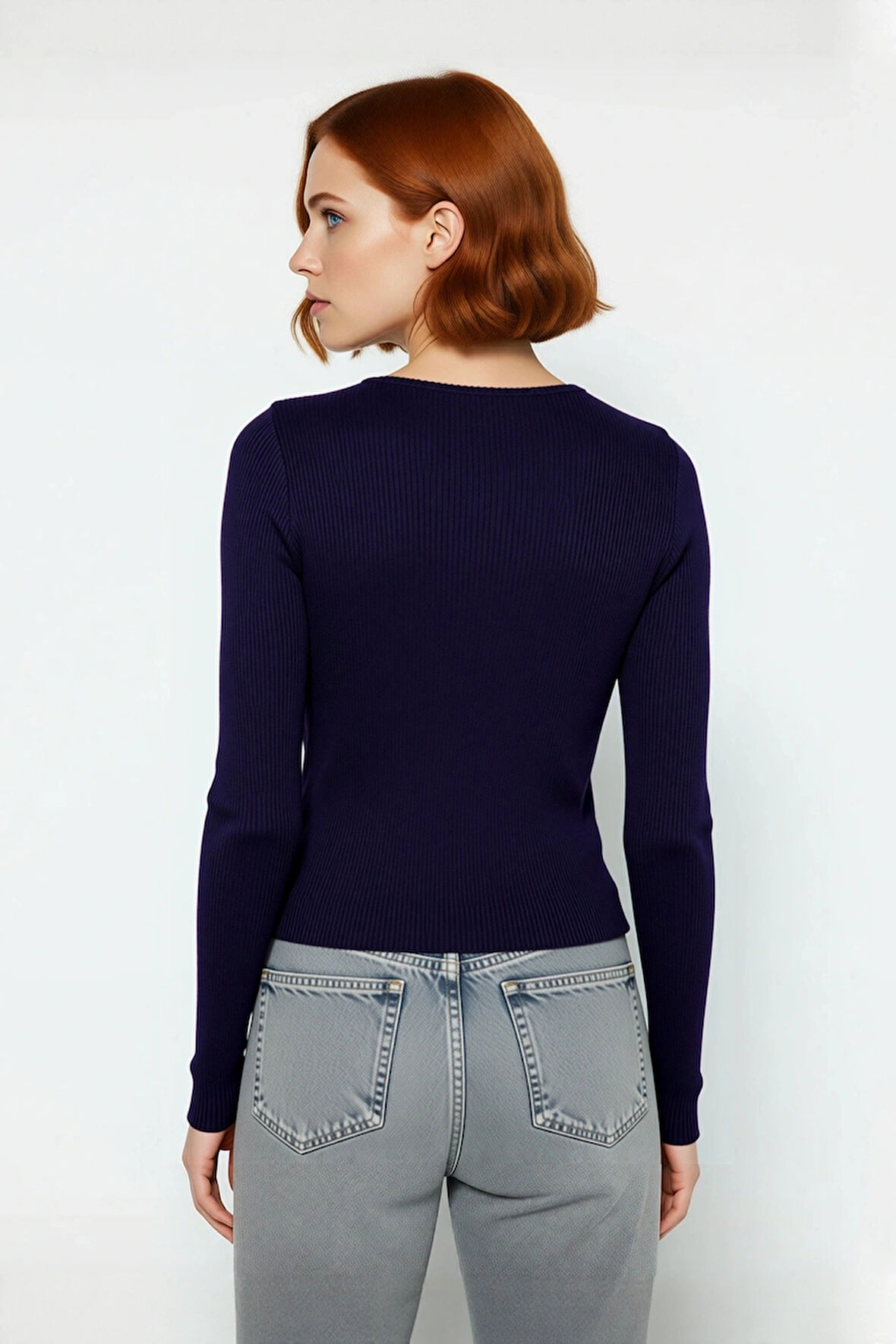 Kadın Kruvaze Yaka Bağcıklı Triko Üst Fitted Kalıp Uzun Kol Basic Siluet İle Günlük Şıklık