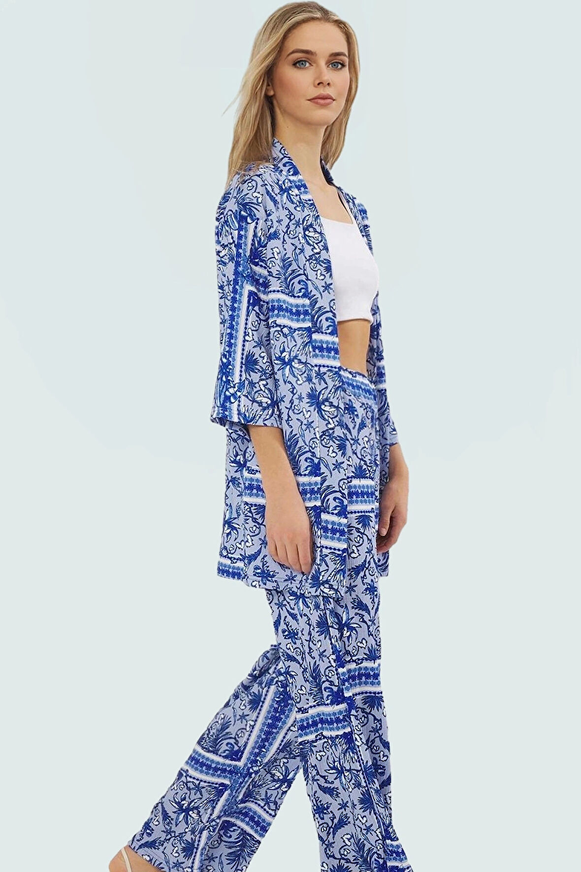 Şık Leopar Desenli Kimono Takım Nefes Alan Polyester Kumaş Görünüm Profesyonel