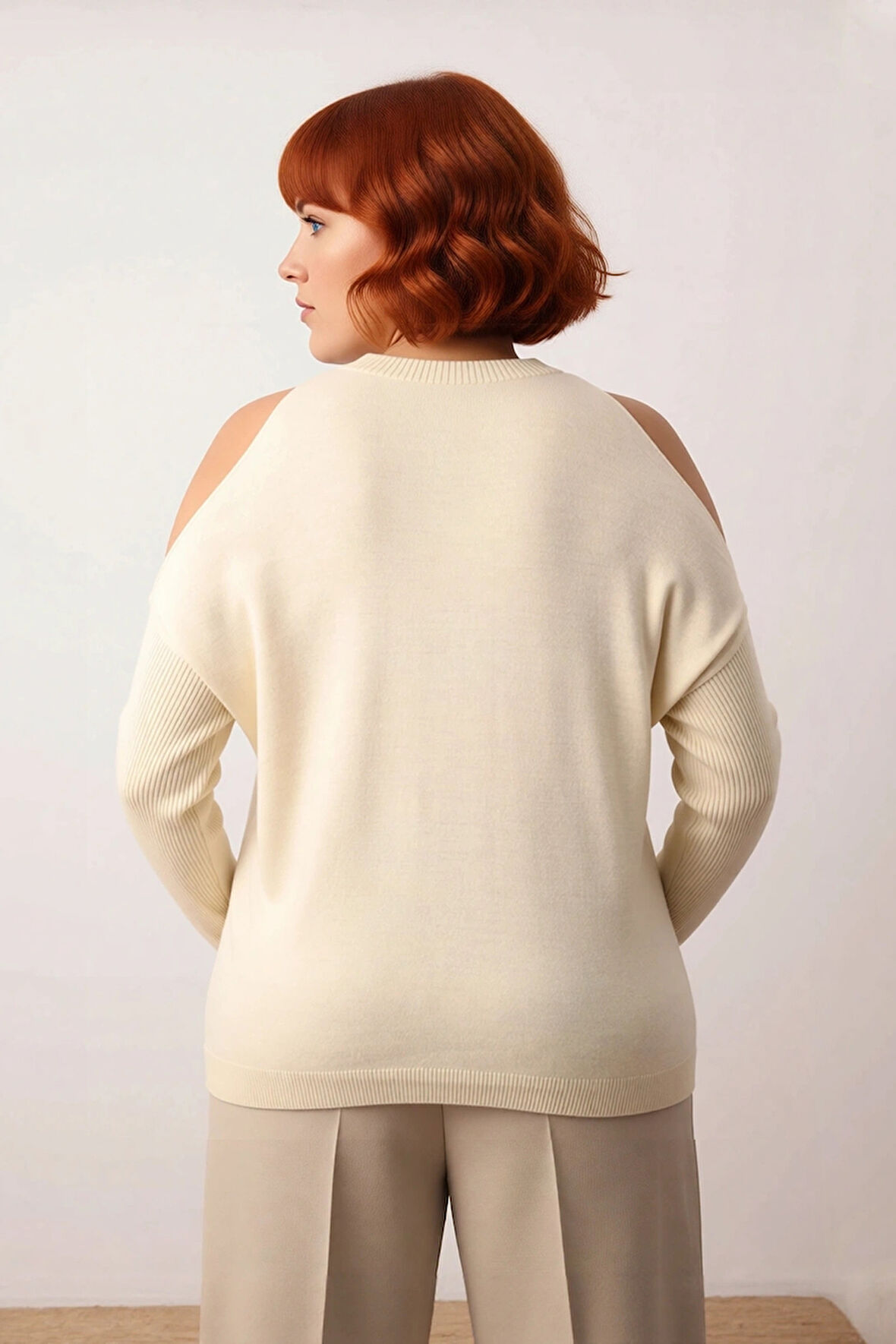 Kadın Rahat Relaxed Kalıp Dik Yaka Düşük Kollu Omzu Açık Detaylı Trend Akrilik Triko Kazak