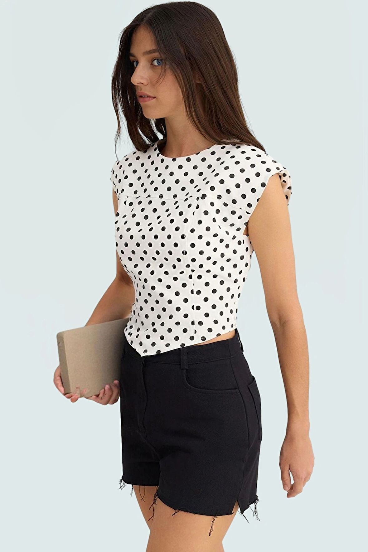 Pamuklu Gabardin Bluz Puantiyeli Desen Bisiklet Yaka Crop Fitted Dayanıklı Malzeme