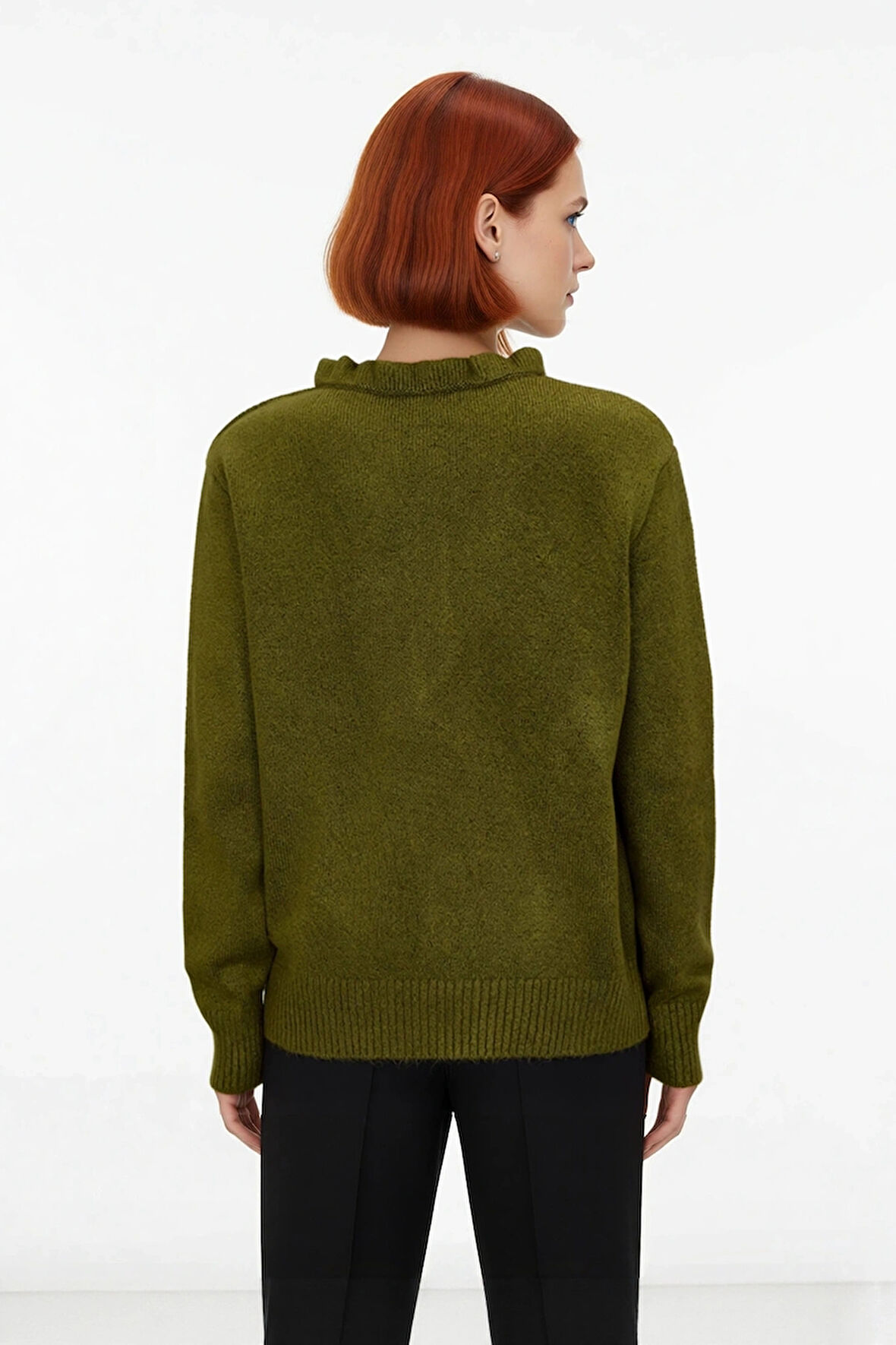 Kadın Yumuşak Dokulu Triko Kazak Regular Kalıp Uzun Kollu Bisiklet Yaka Detaylı Günlük Giyim Şıklığı