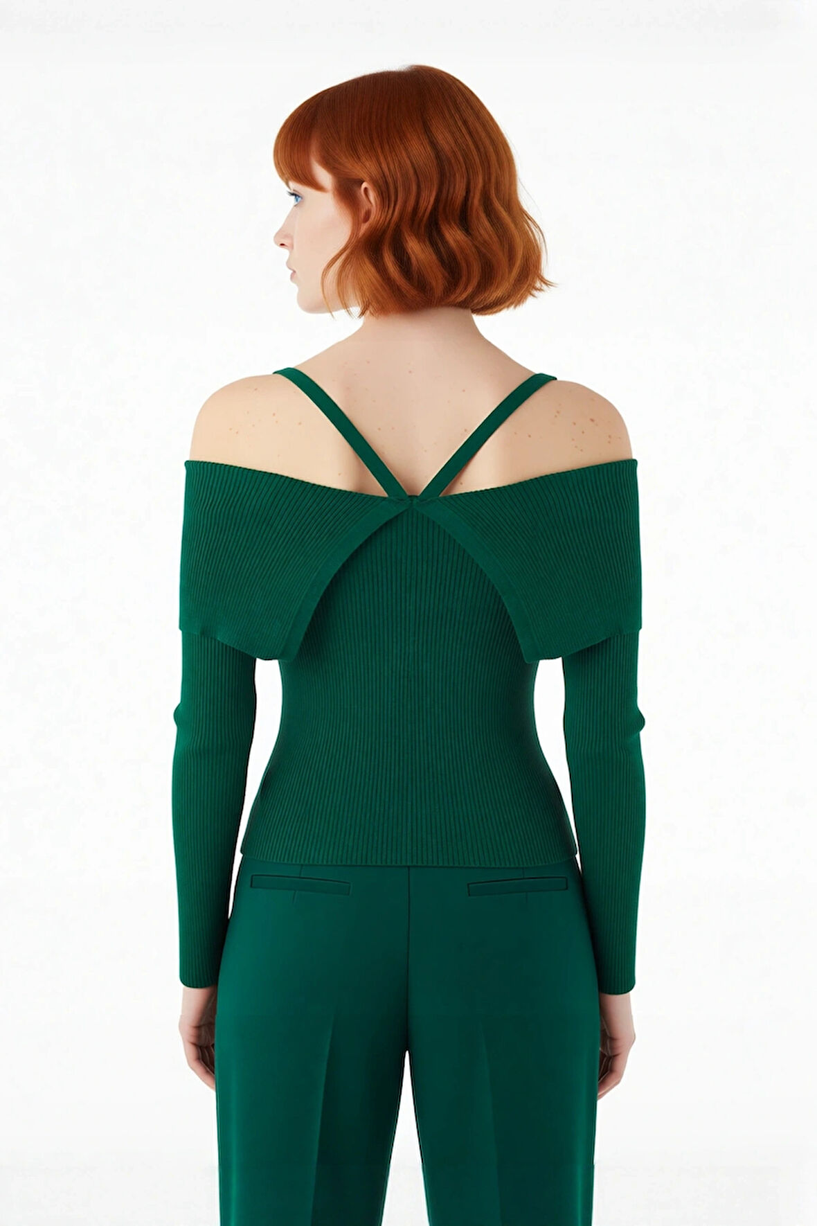 Kadın Zarif Carmen Yaka Askılı Tasarım Fitted Triko Kazak Düz Desenli Uzun Kollu Çok Yönlü Kombin