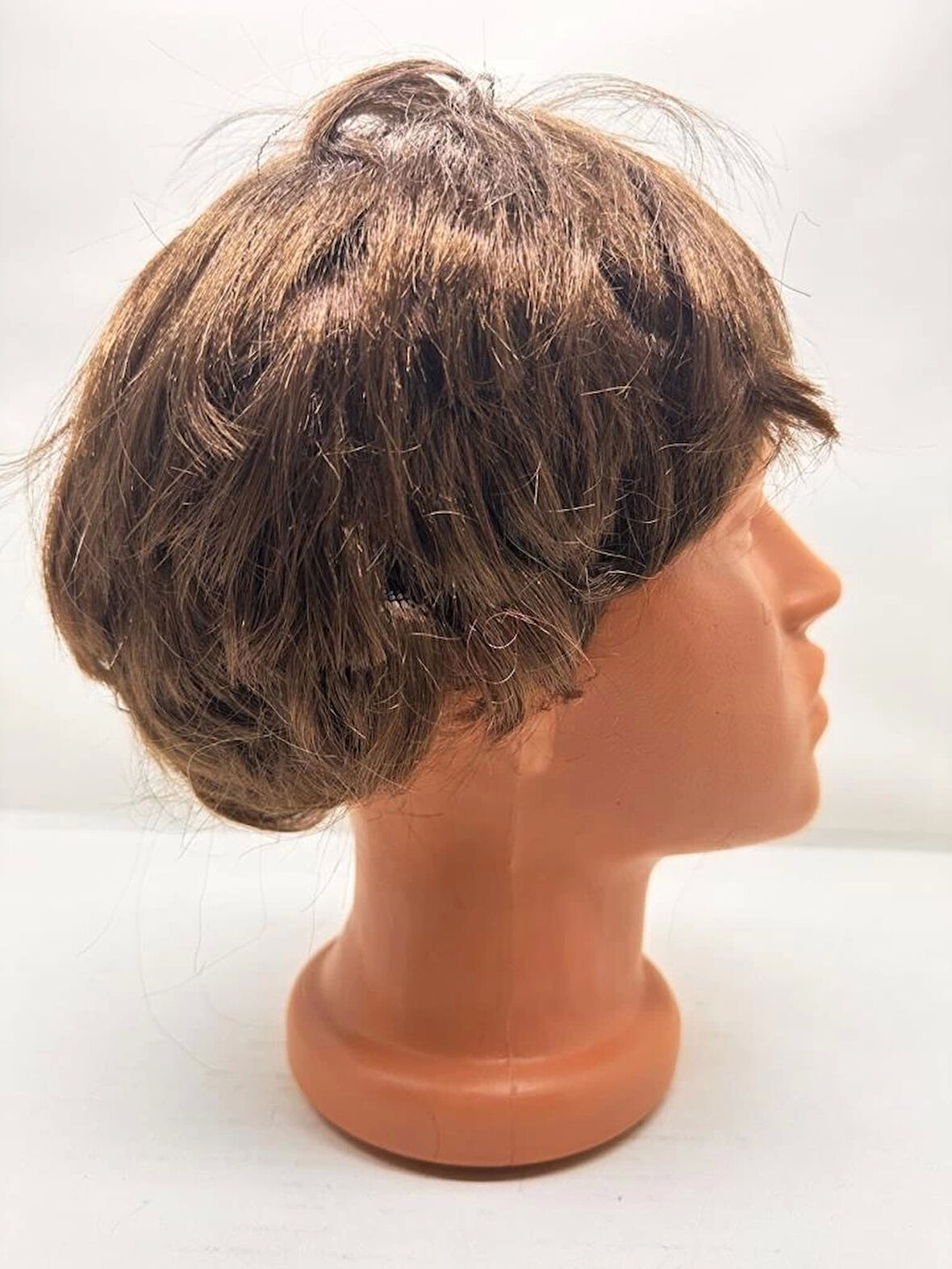 Kahve Renk Kısa Kesim İçi Astarlı Erkek Peruğu Çocuk Gelişimine Uygun